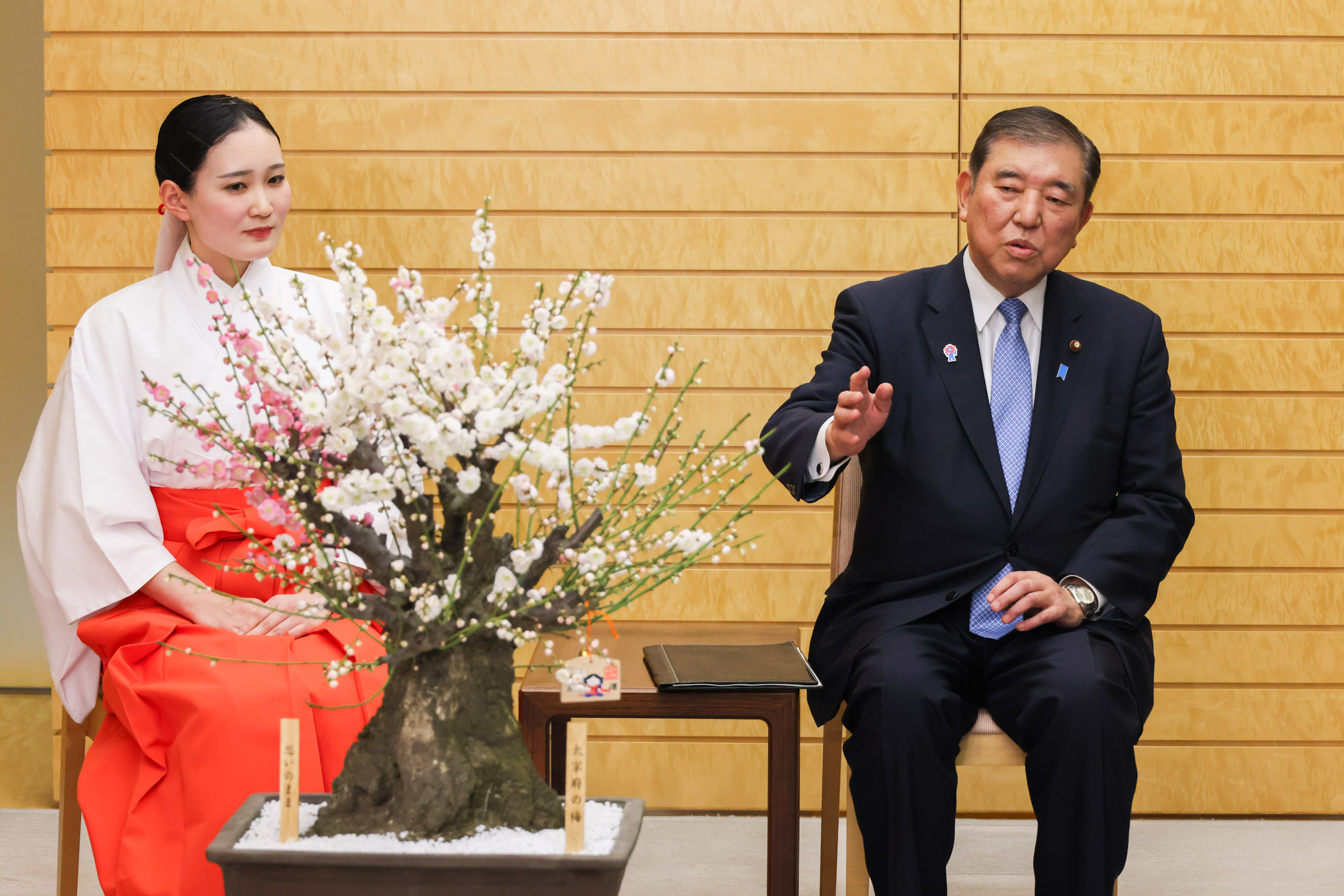 石破首相接受拜会2