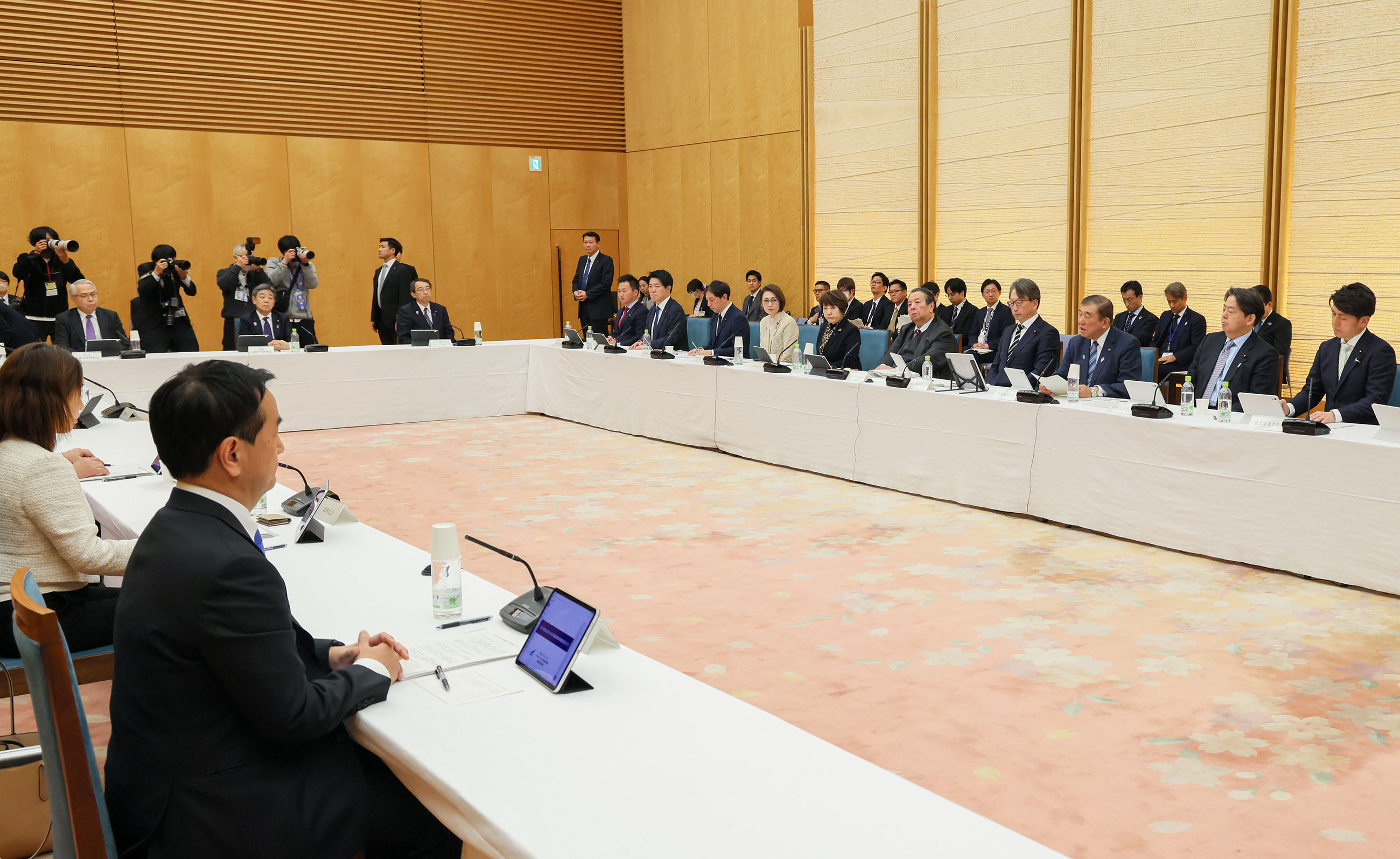 石破首相总结会议3