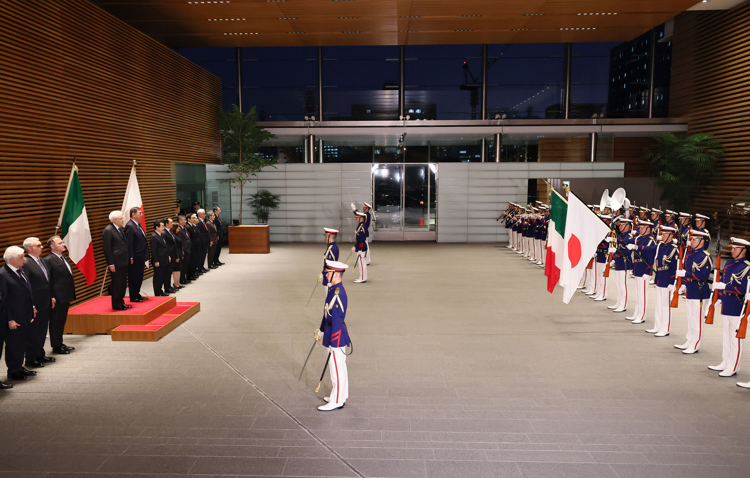 仪仗队的荣誉礼和迎宾仪式1