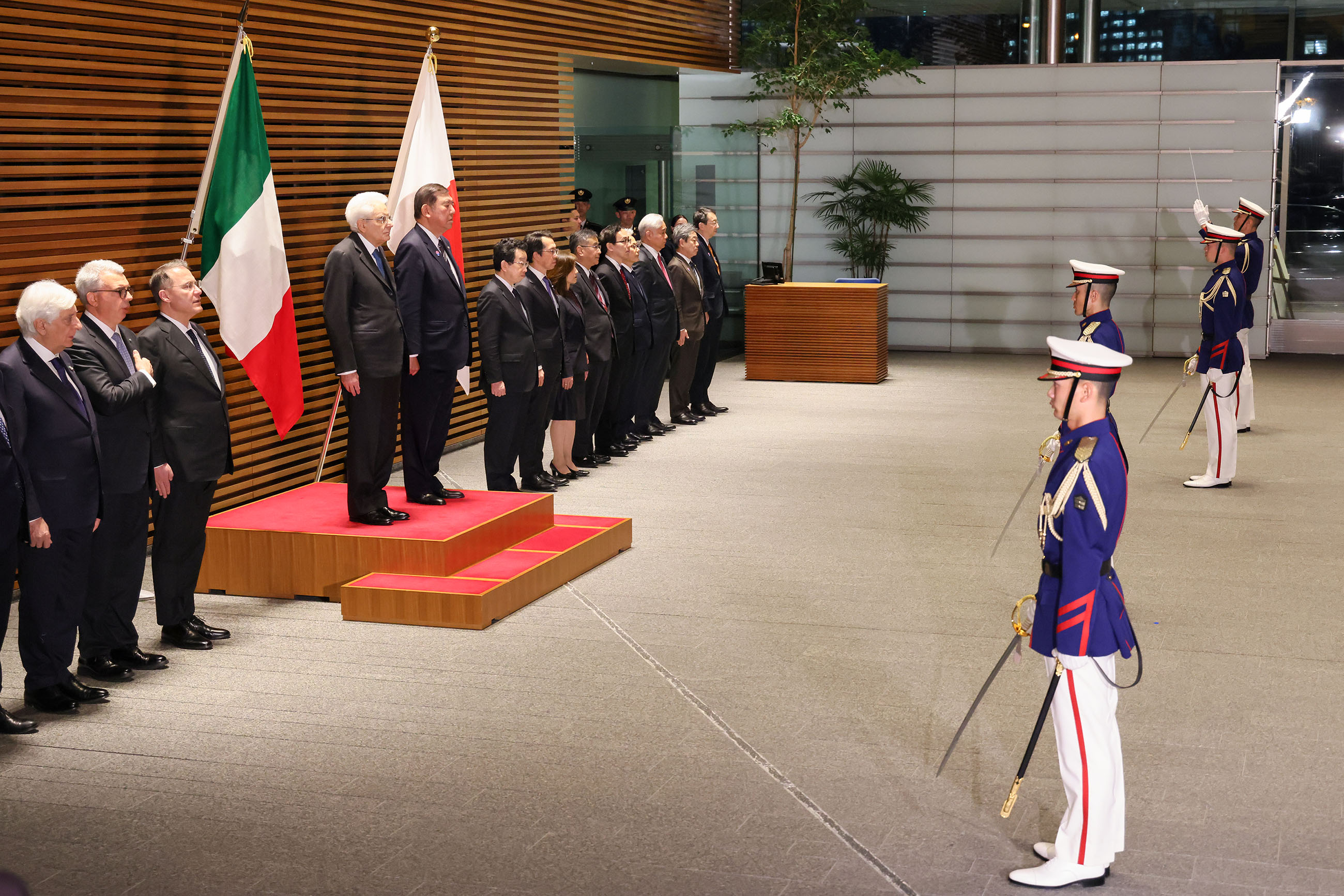 仪仗队的荣誉礼和迎宾仪式2