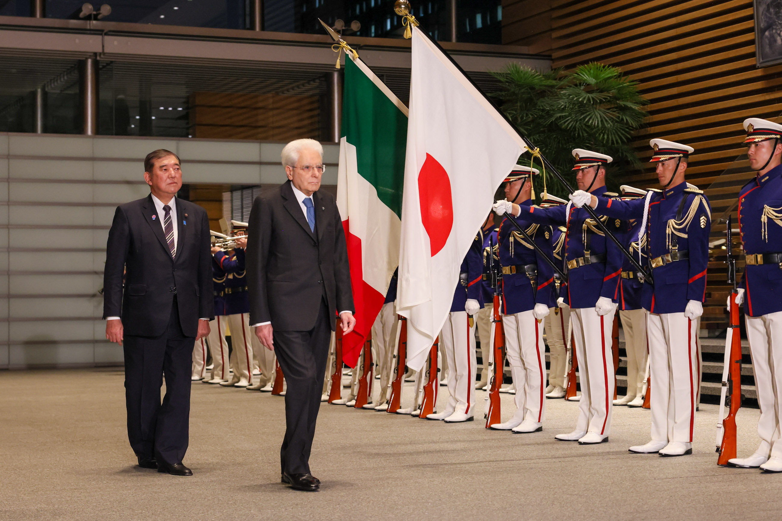 仪仗队的荣誉礼和迎宾仪式4