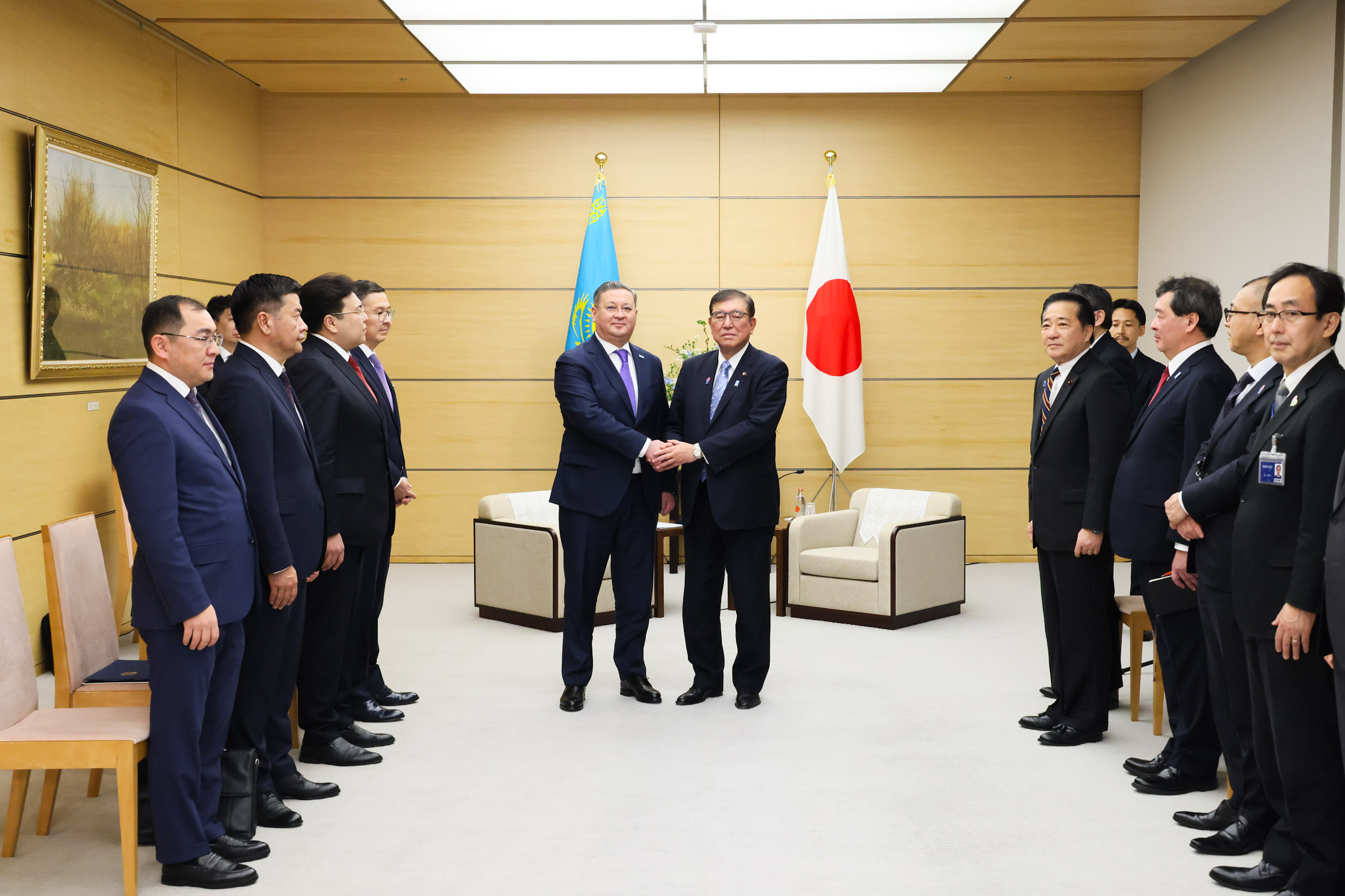 石破首相接受拜会2