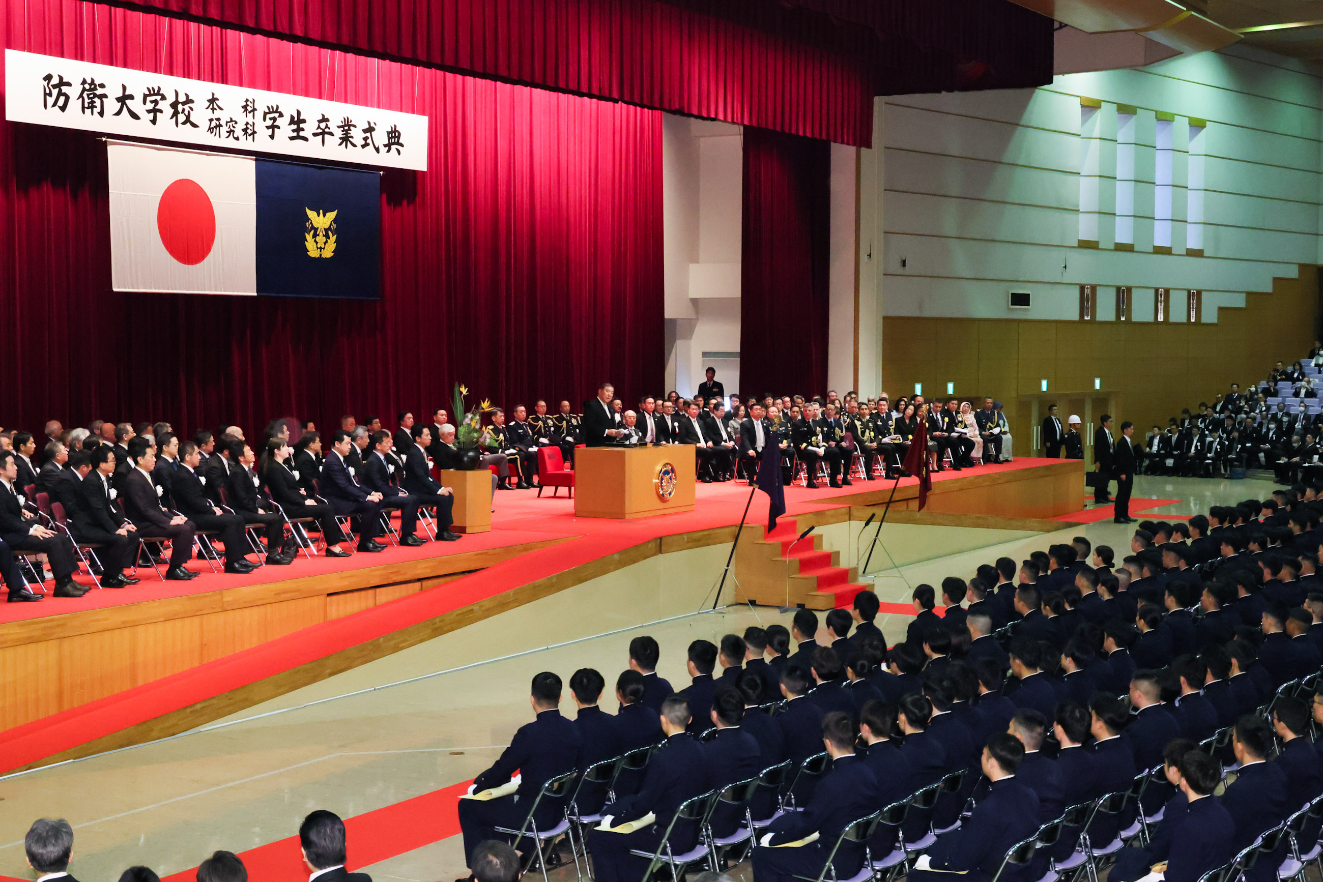 石破首相作训示6