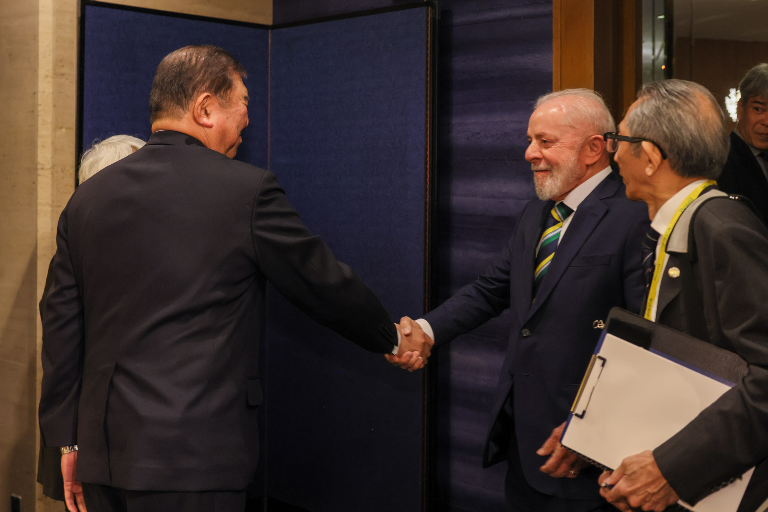 石破首相出席日本・巴西经济论坛1