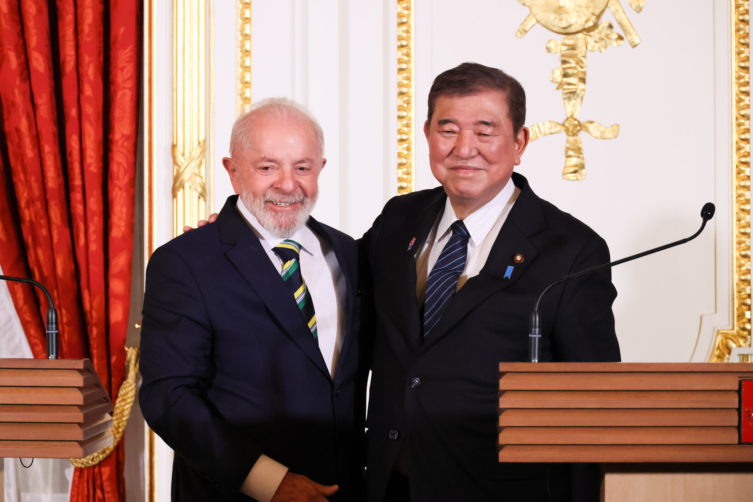 联合记者发布会4