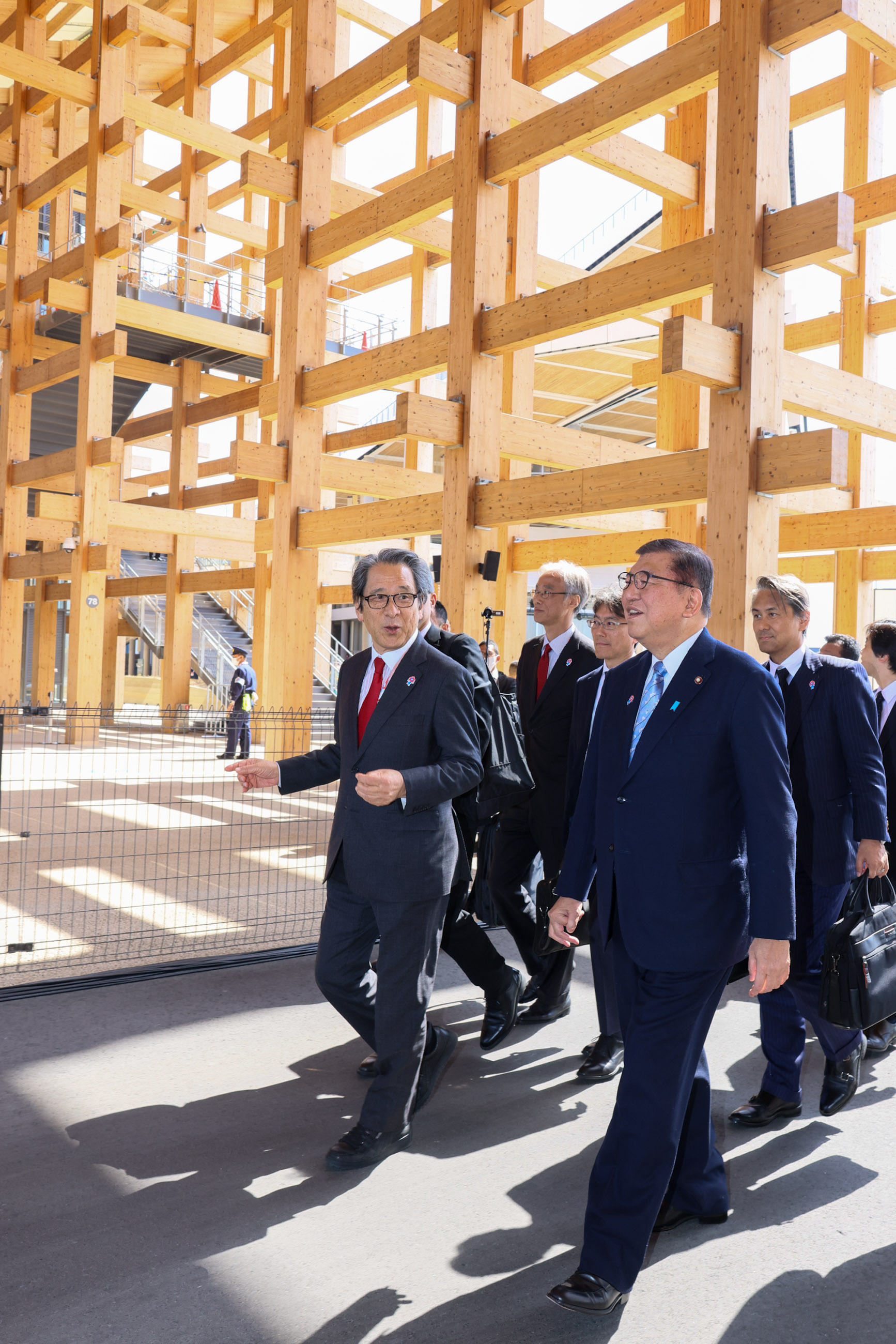 石破首相视察大阪・关西世博会会场2