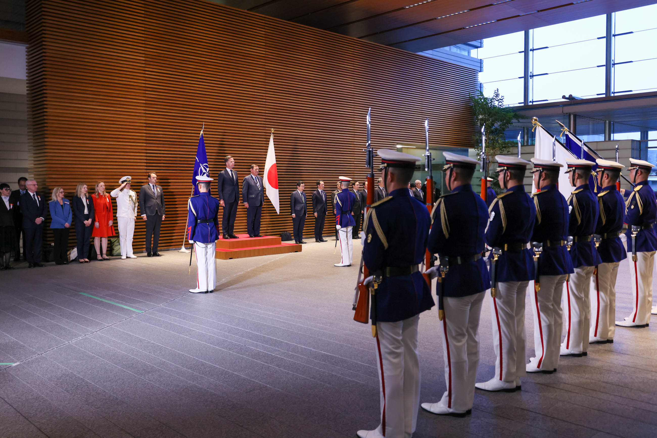 仪仗队的荣誉礼和迎宾仪式2