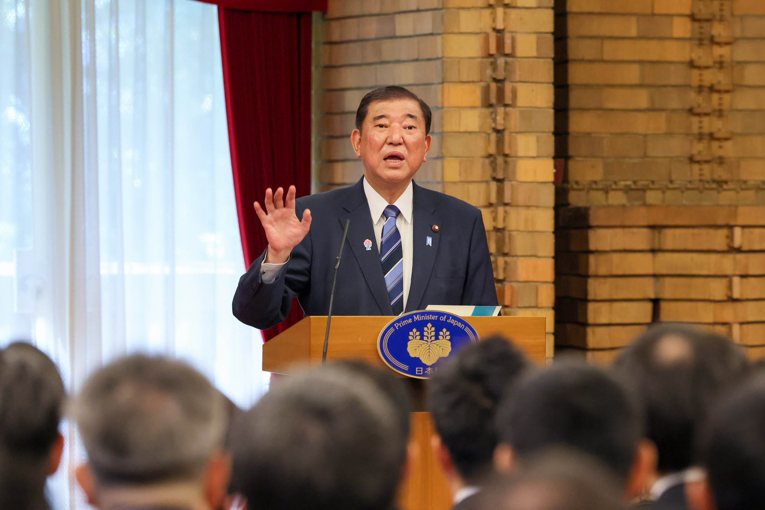 石破首相作训示1