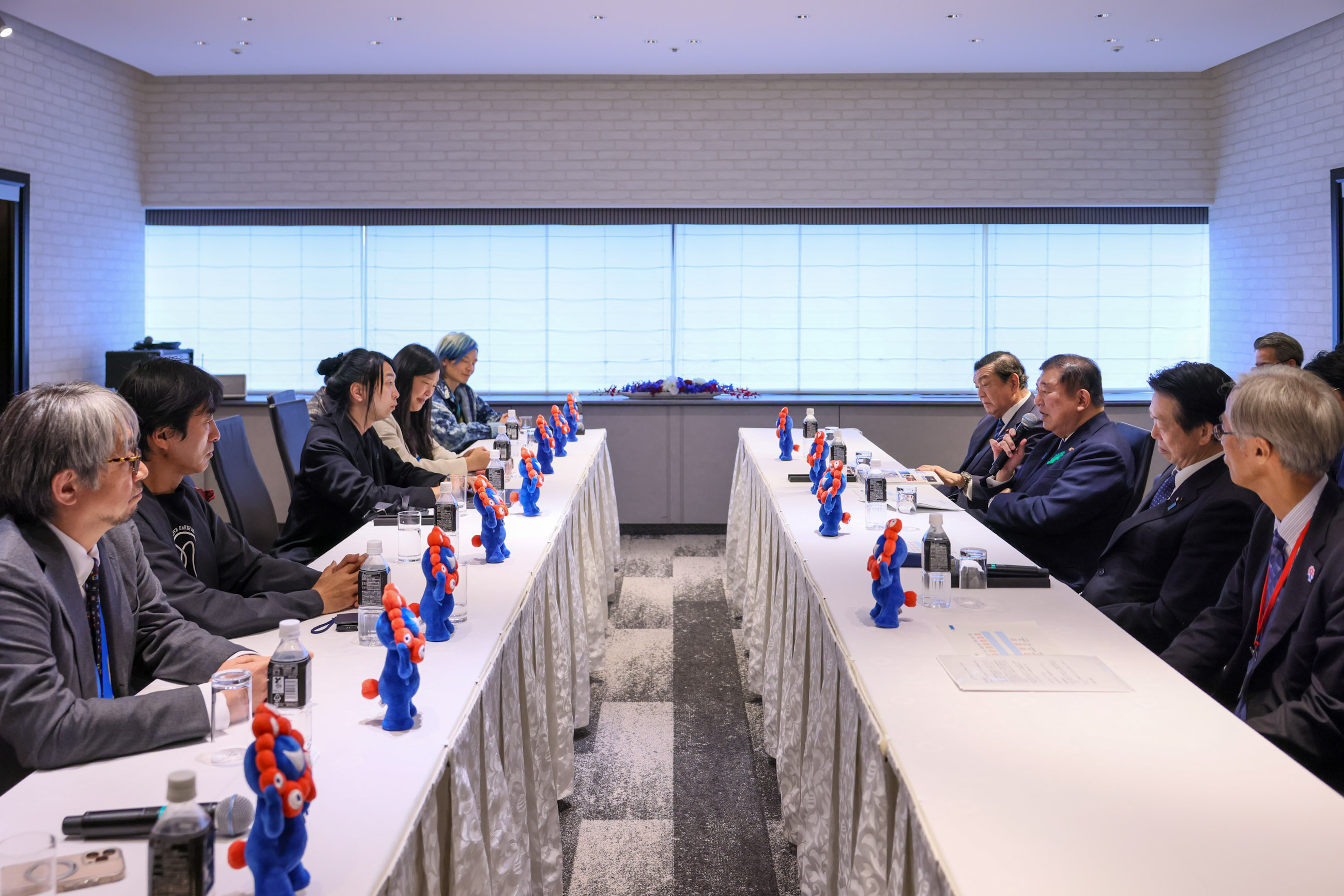 石破首相接见世博会主题项目的制作人3