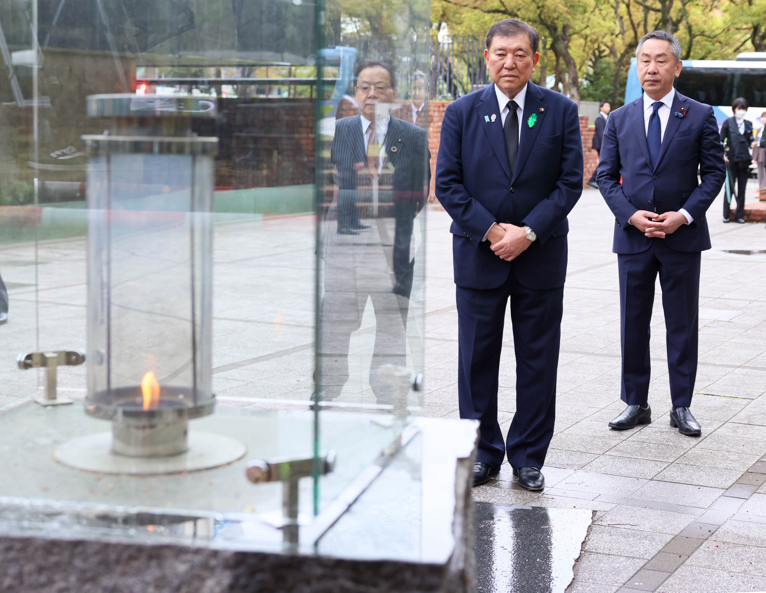 石破首相参观1.17希望之灯