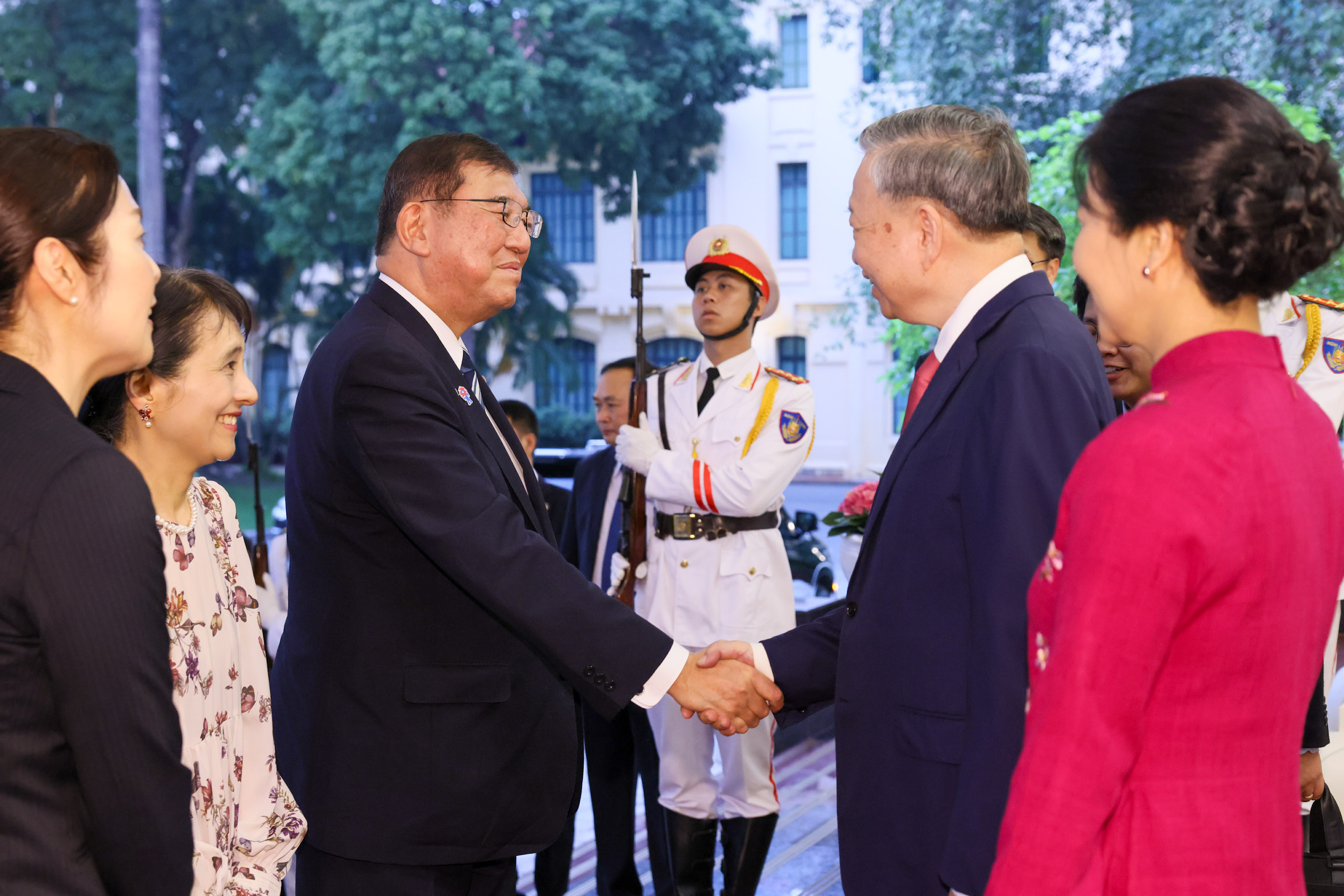 苏林总书记欢迎石破首相2