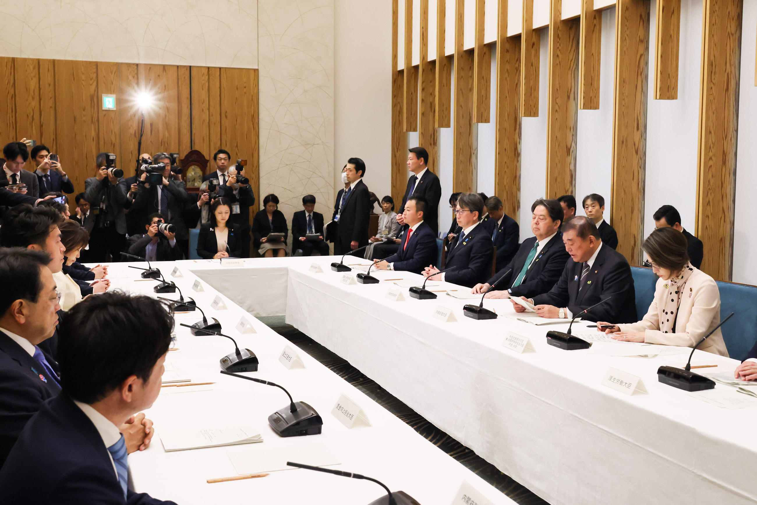 石破首相总结会议3