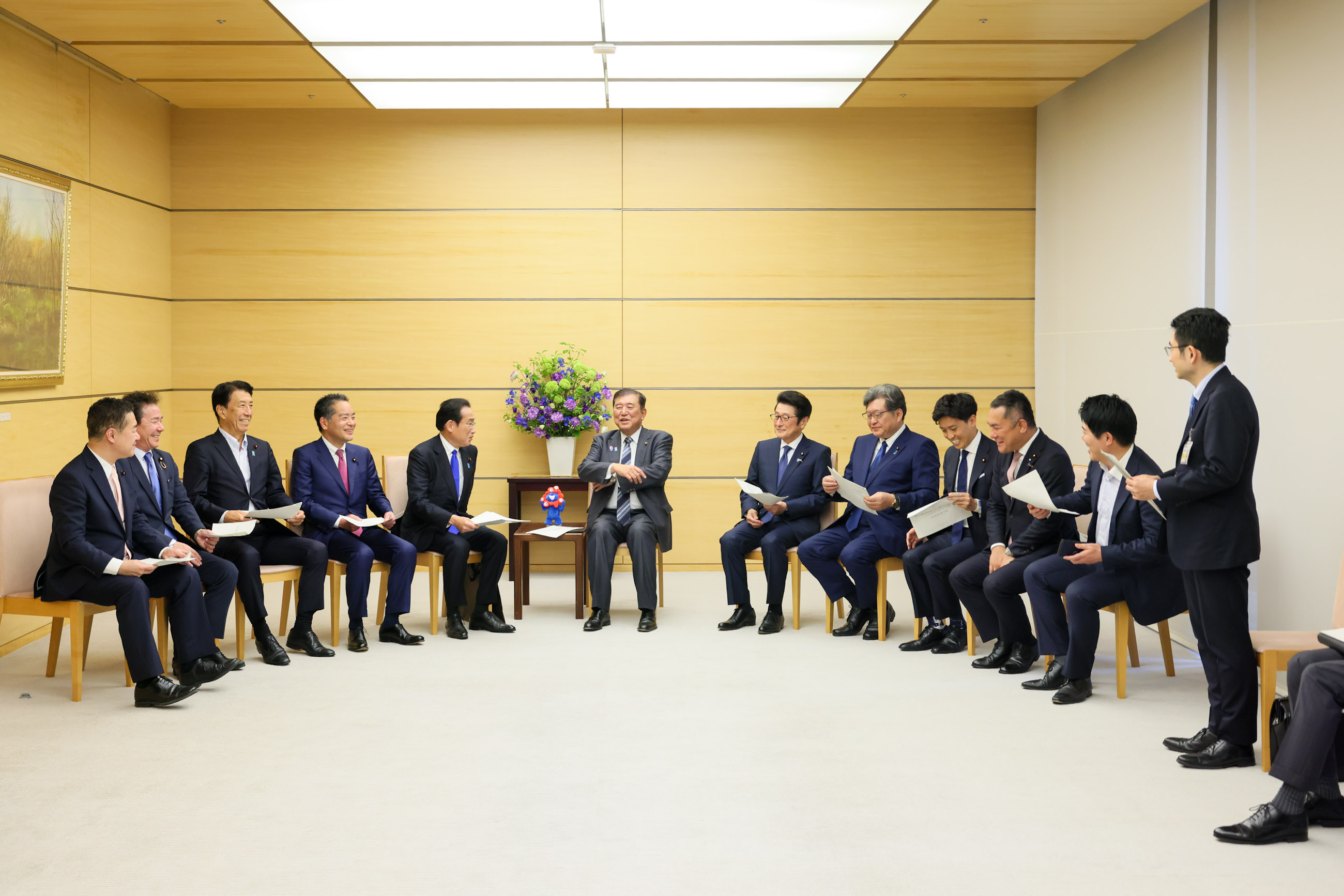 石破首相听取报告4