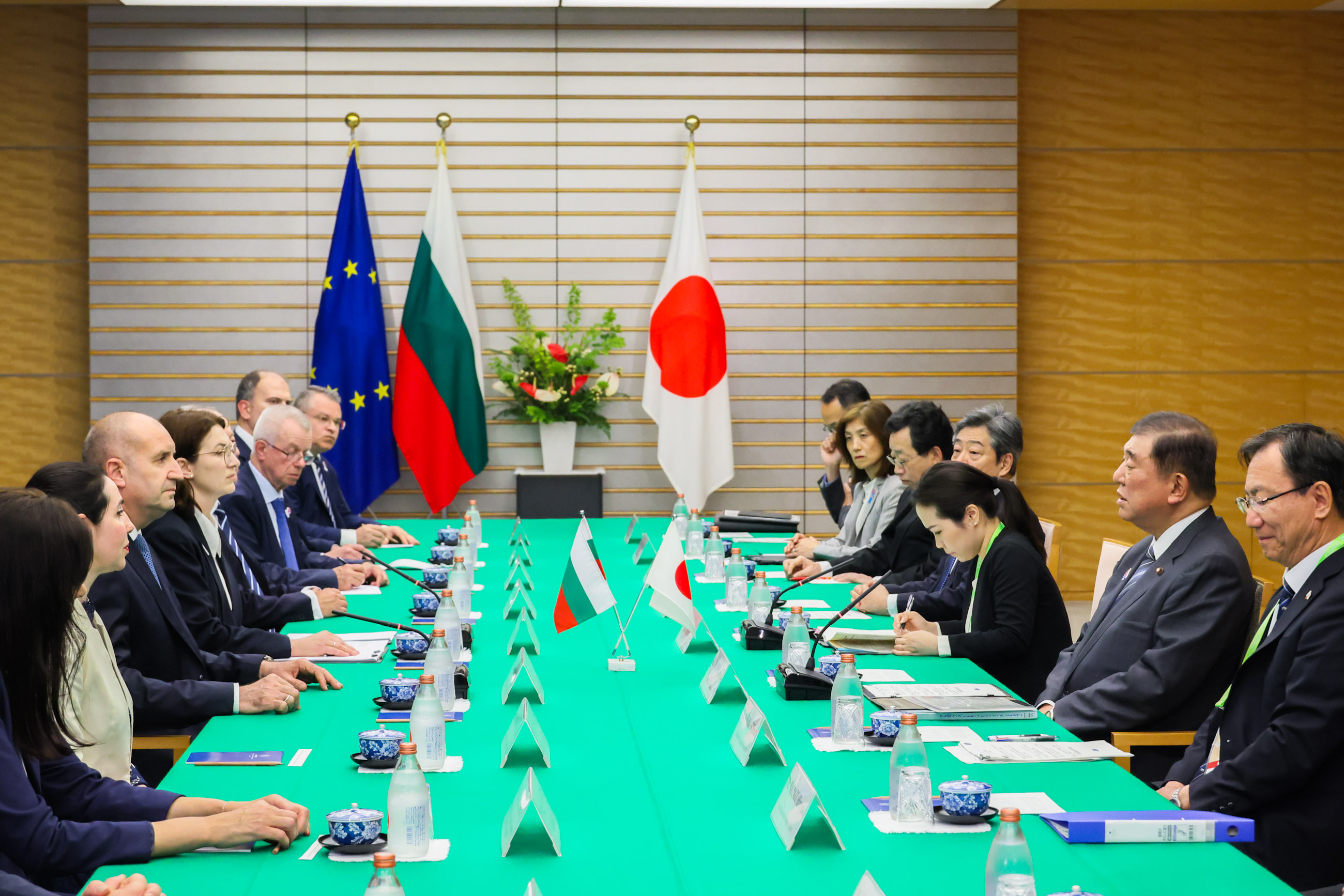 日本保加利亚首脑会谈3