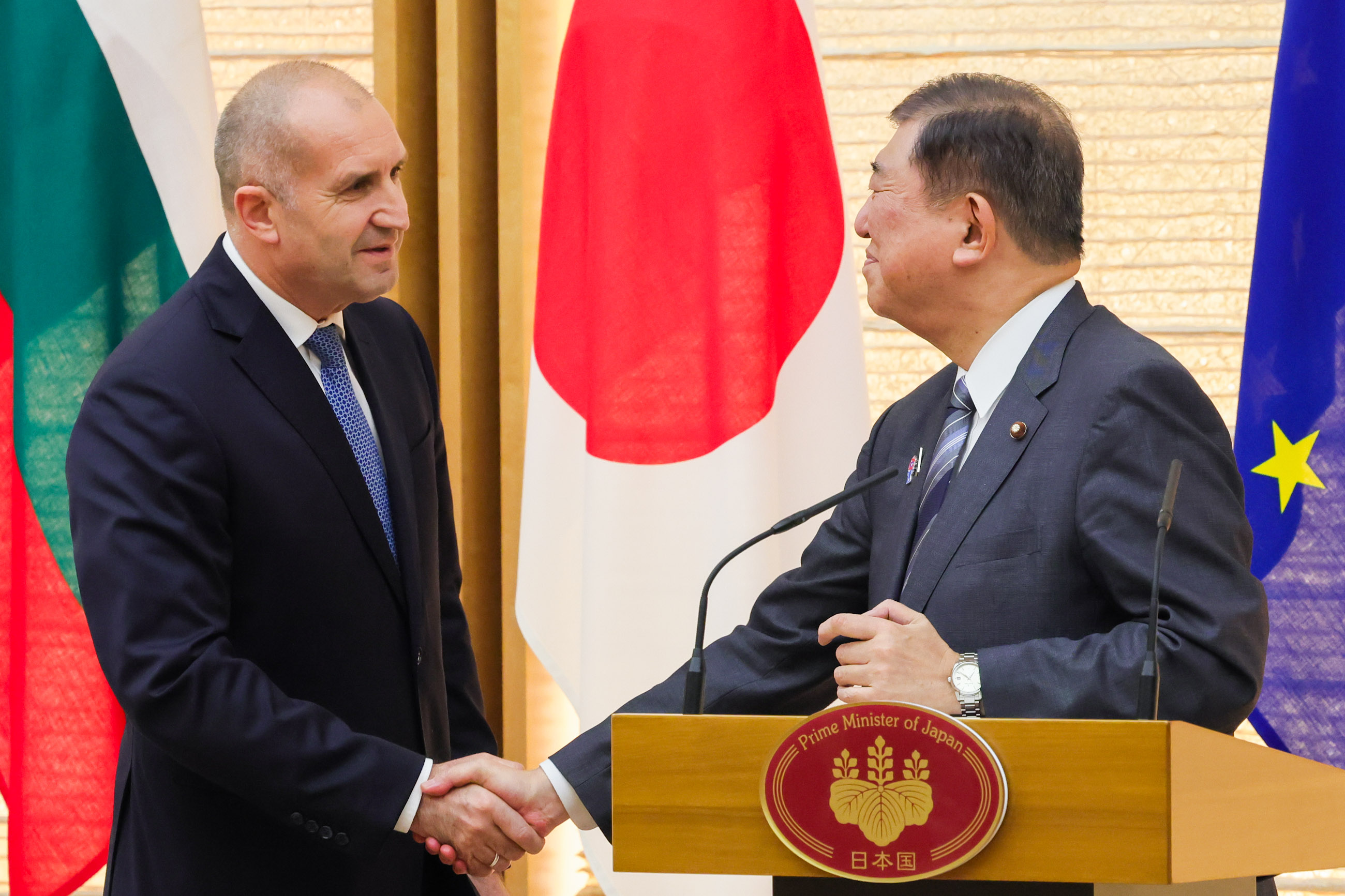 联合记者发布会6