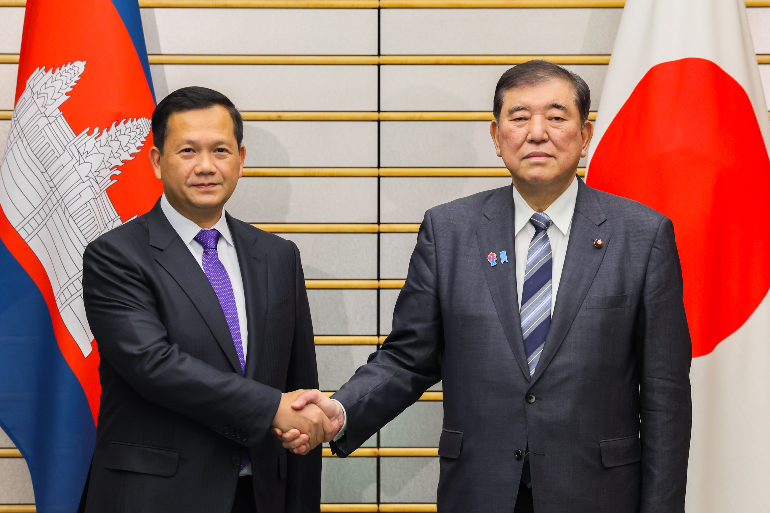 举行日本柬埔寨首脑会谈