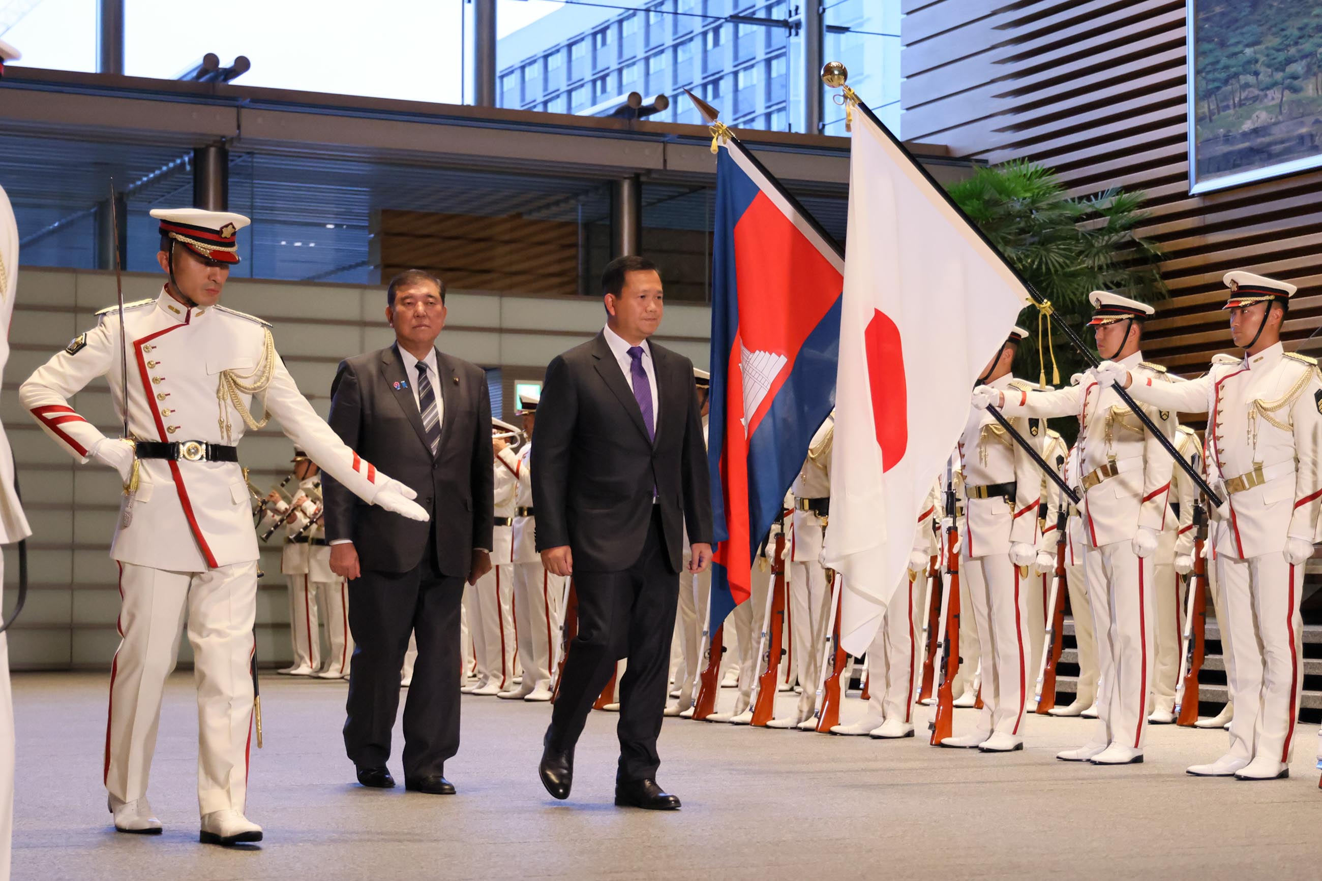 仪仗队的荣誉礼和迎宾仪式4