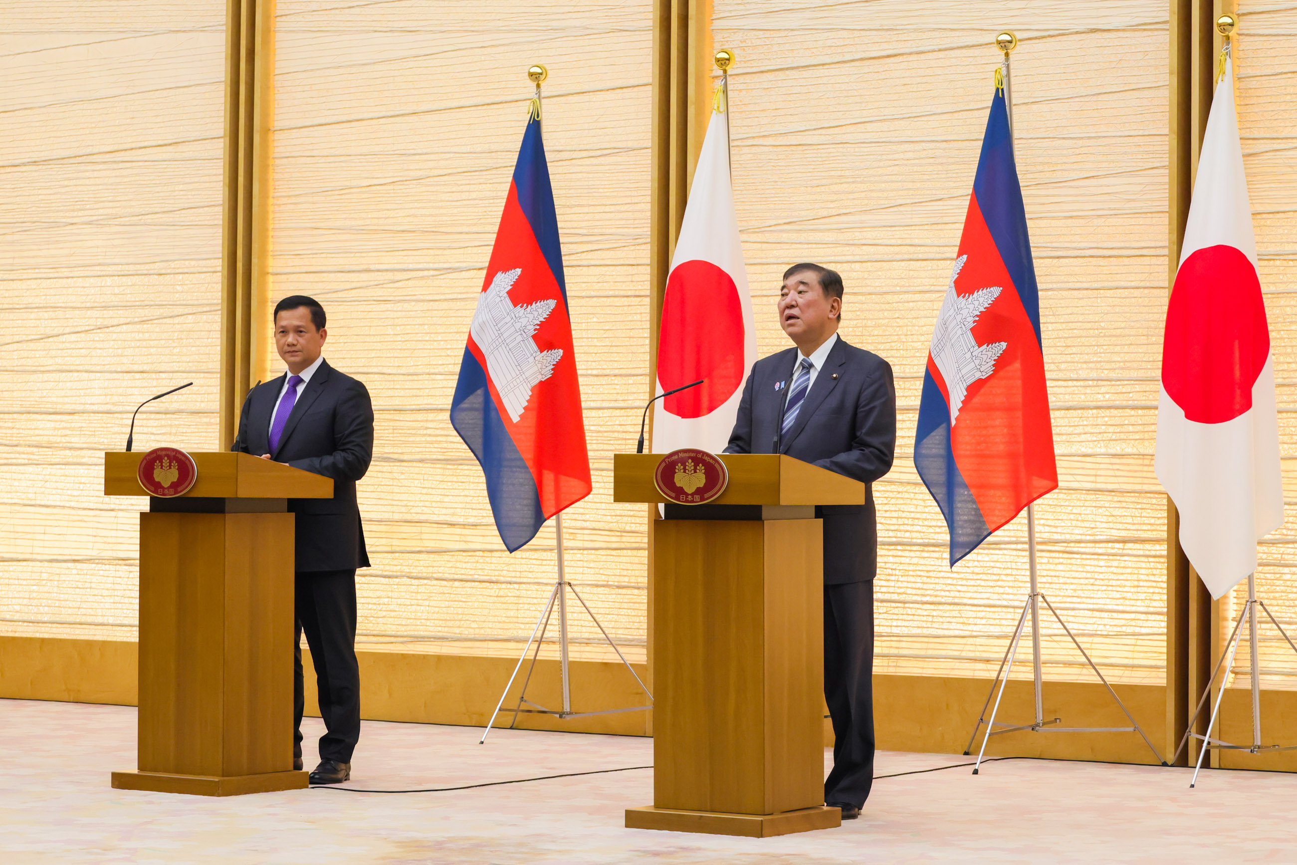 联合记者发布会1