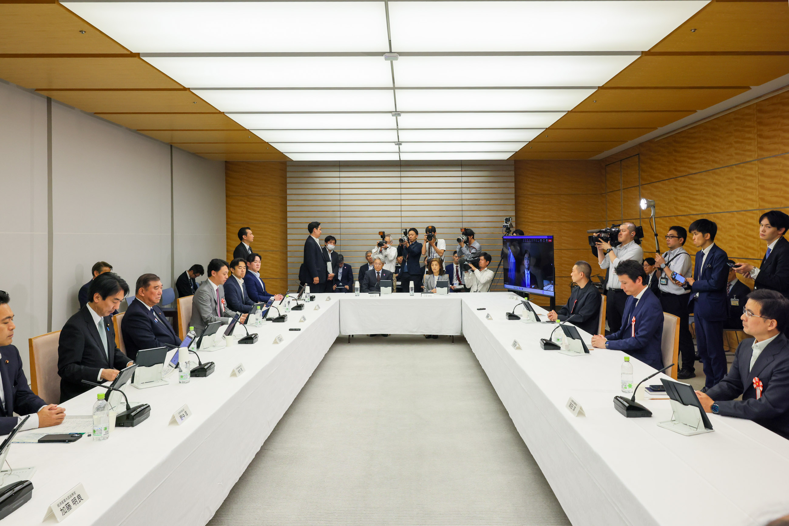 石破首相总结会议3