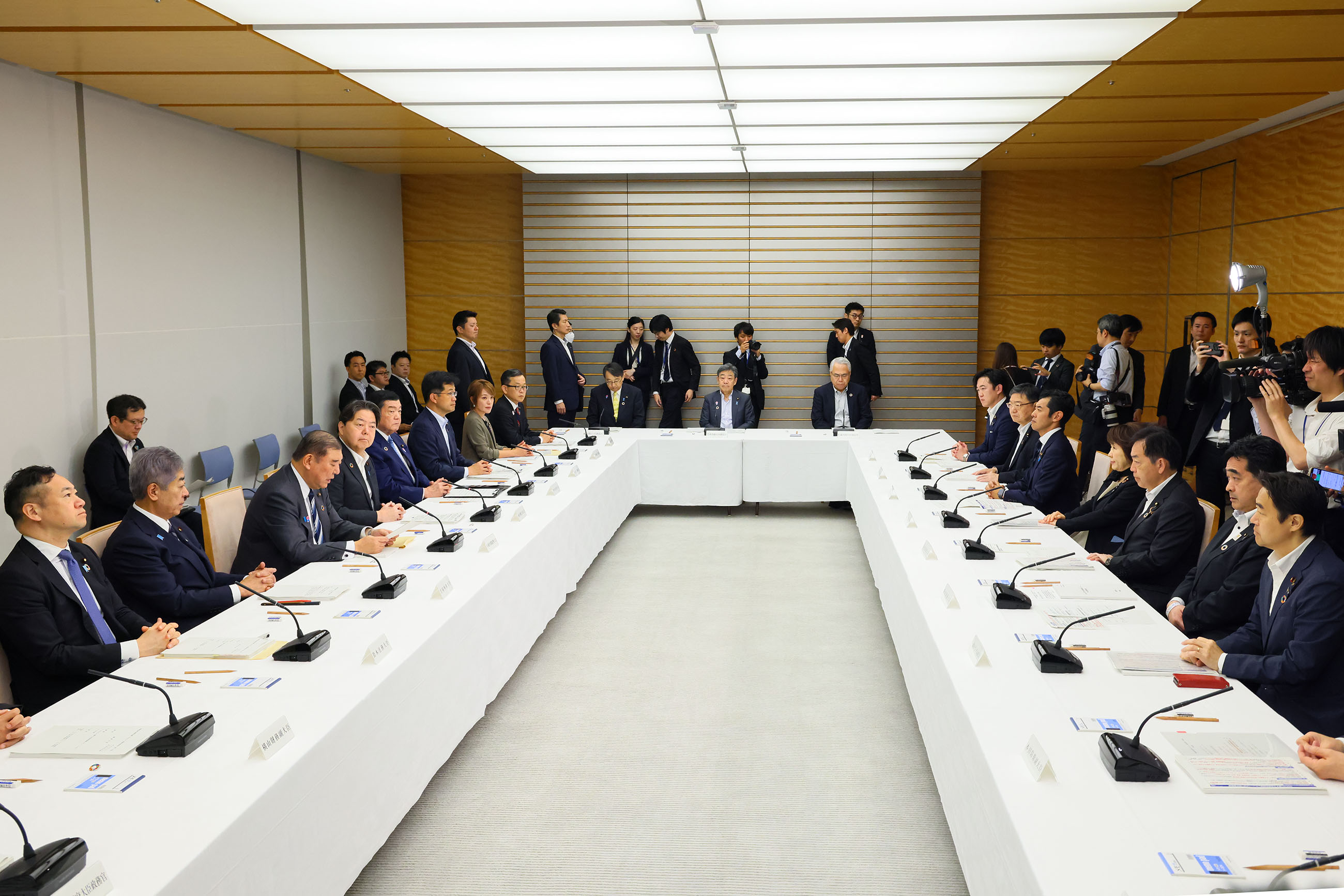 石破首相总结会议3