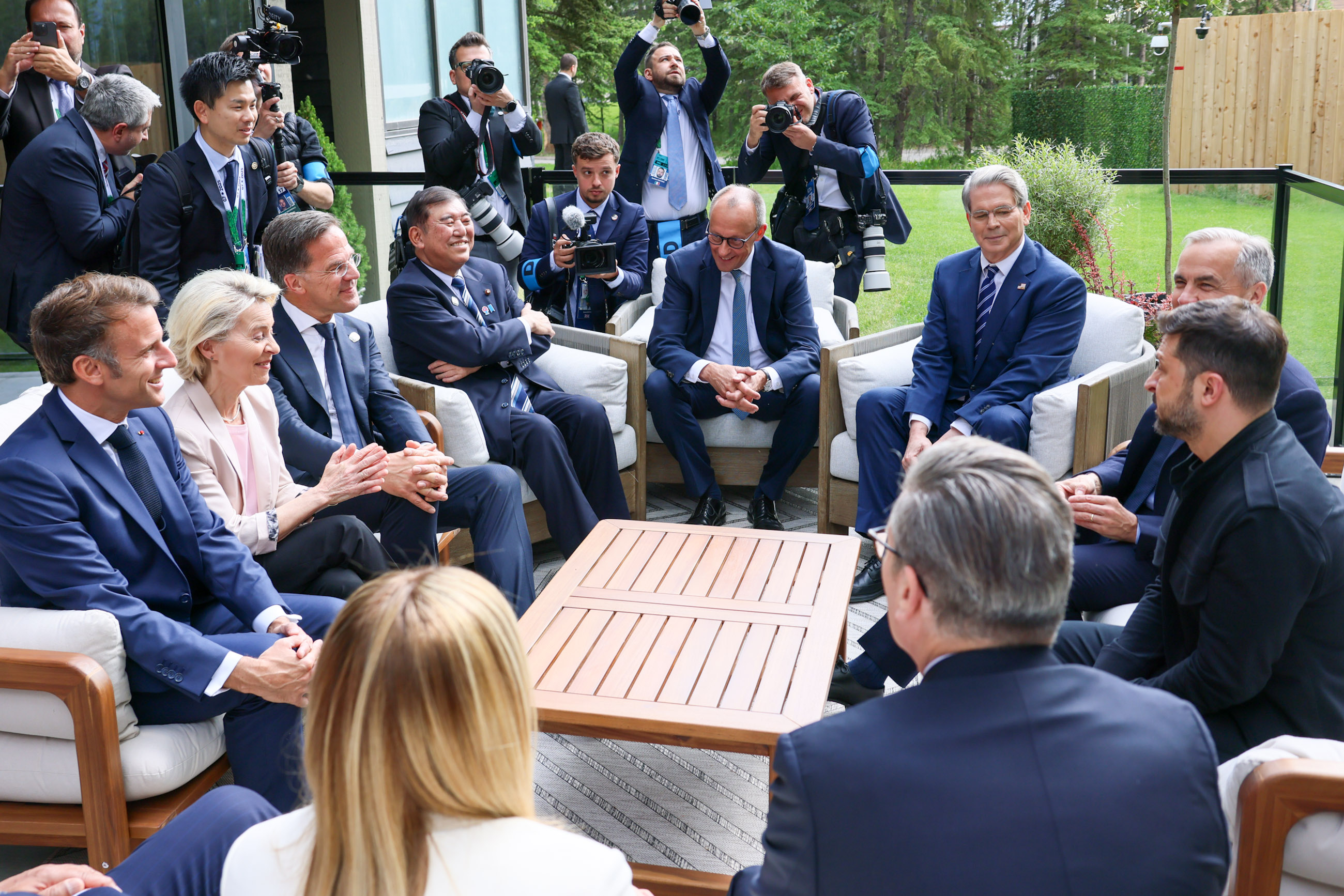 出席七国集团(G7)卡纳纳斯基斯峰会–第2天-