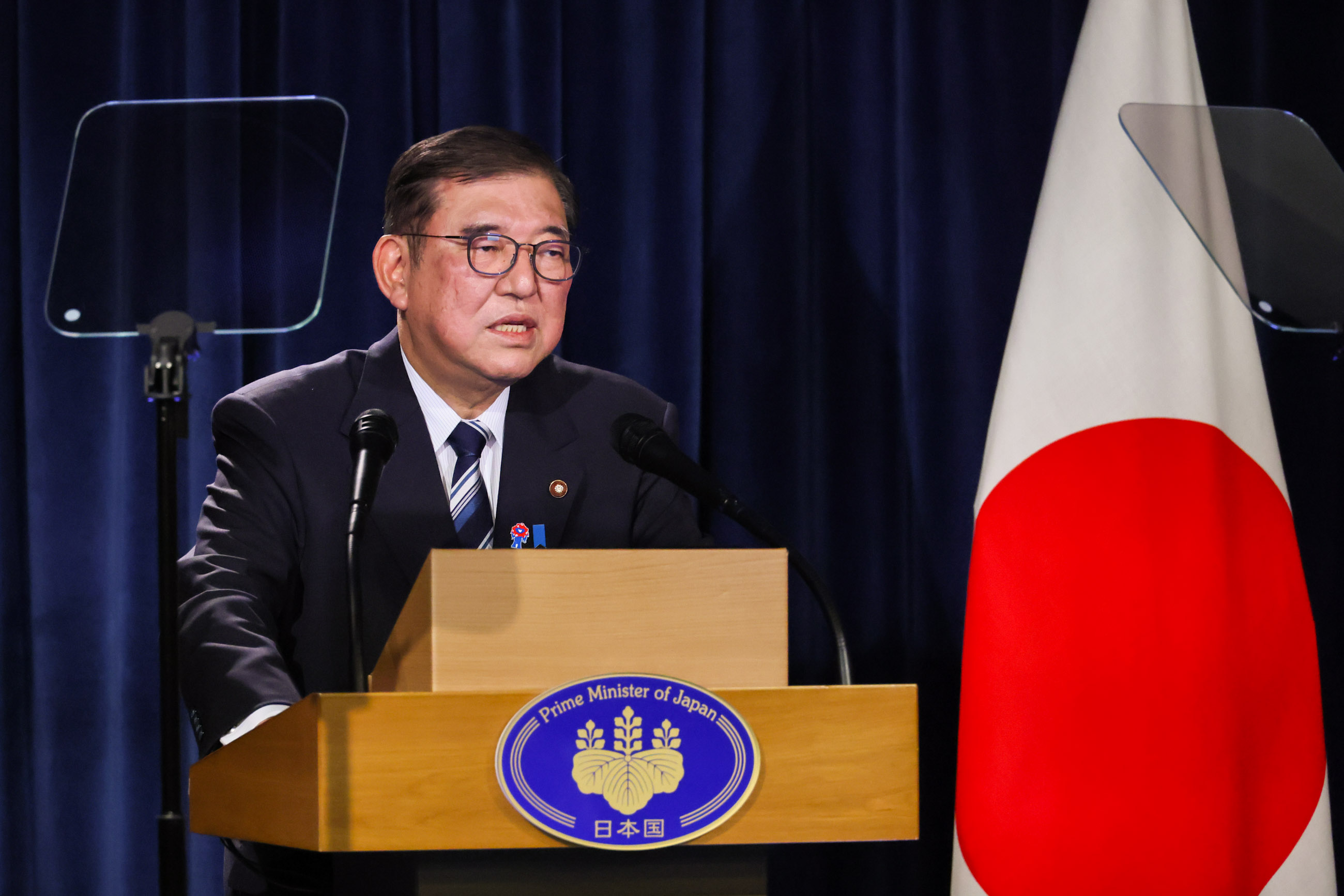 内外记者招待会2