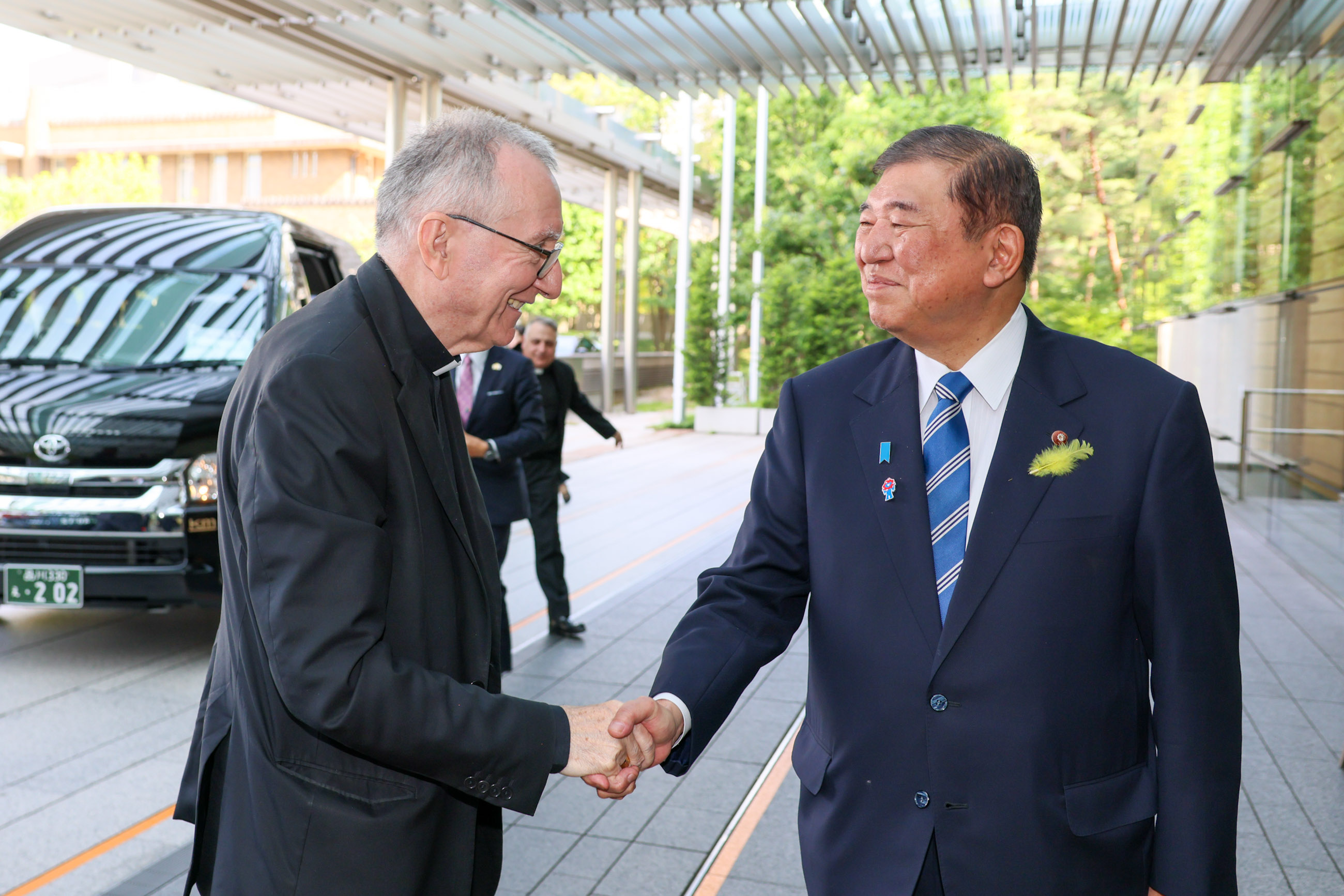 石破首相迎接帕罗林国务卿