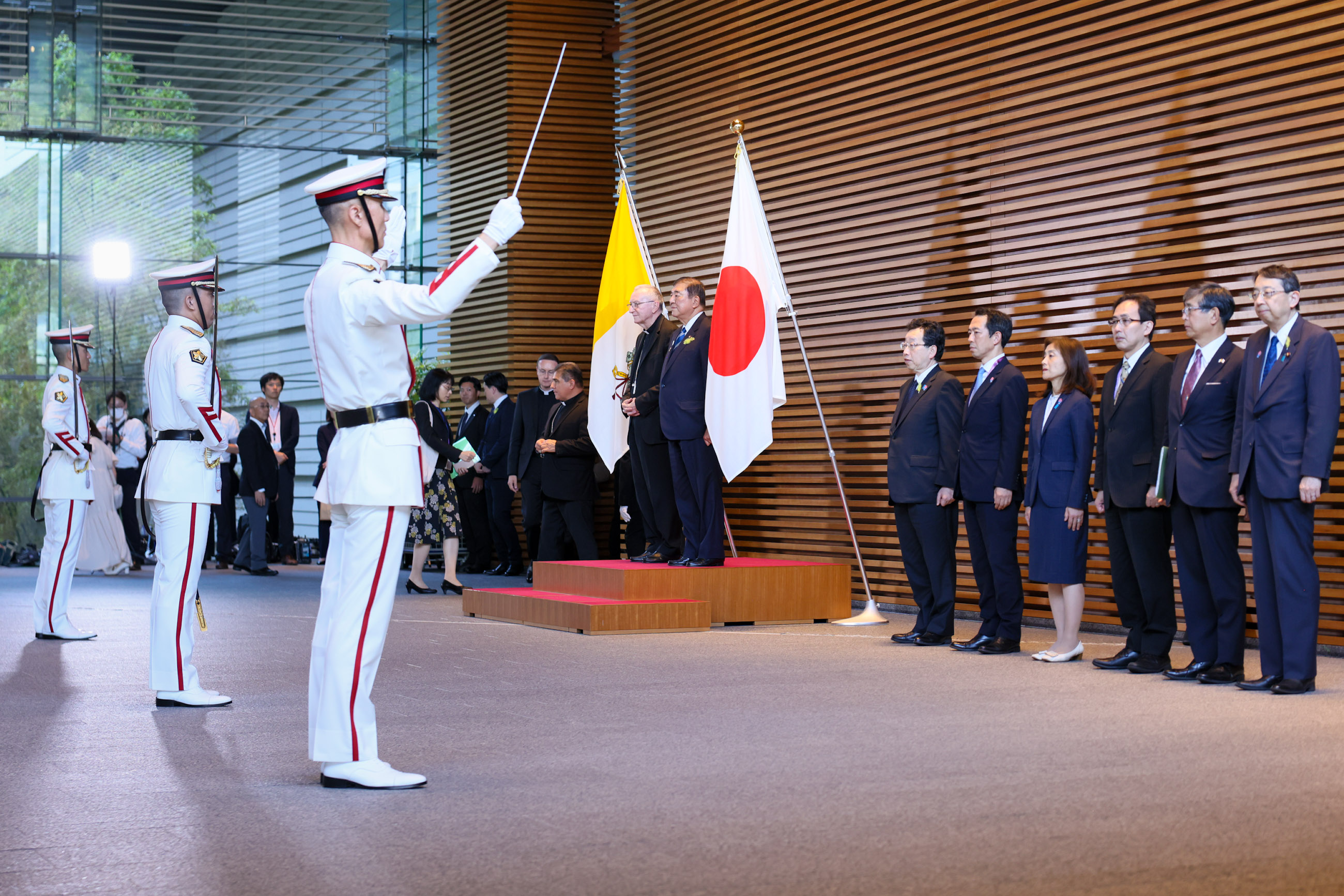 仪仗队的荣誉礼和迎宾仪式1