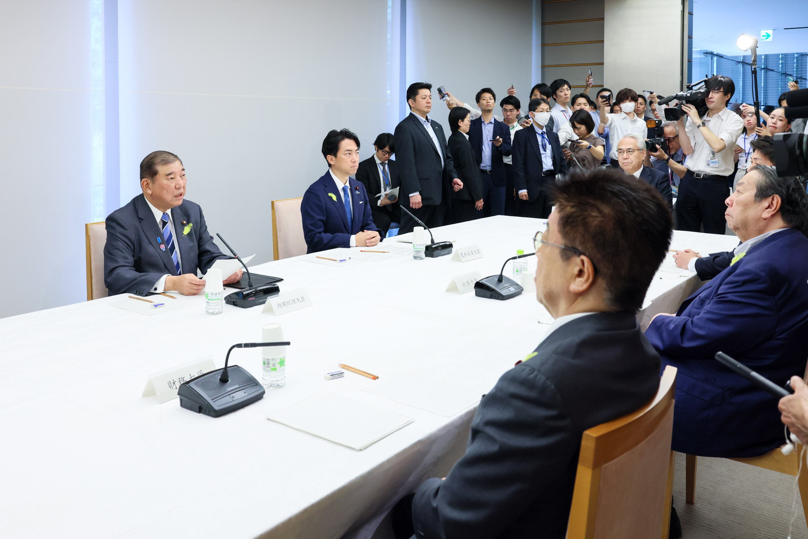 石破首相总结会议4