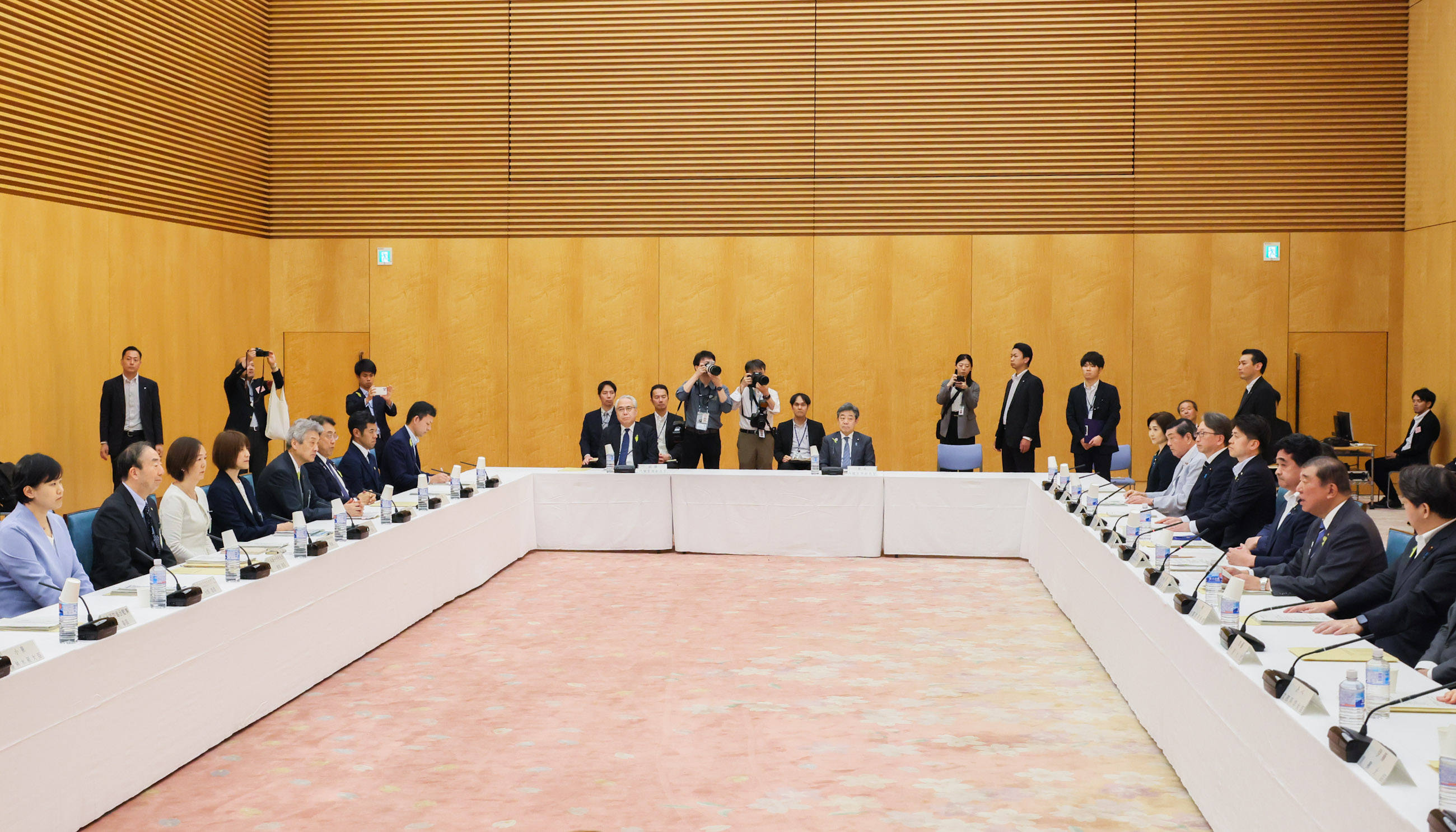 石破首相总结会议2