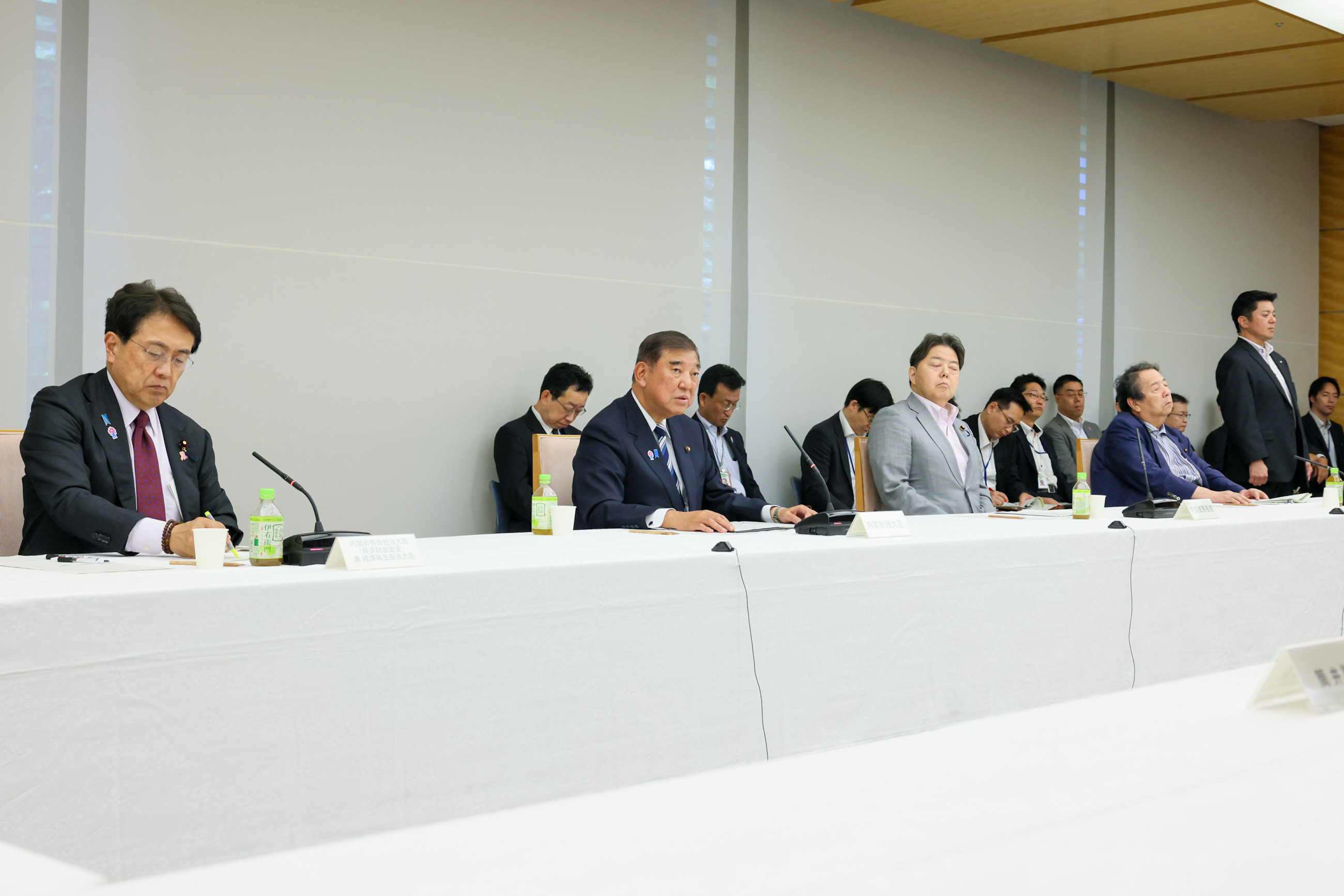 石破首相总结会议4