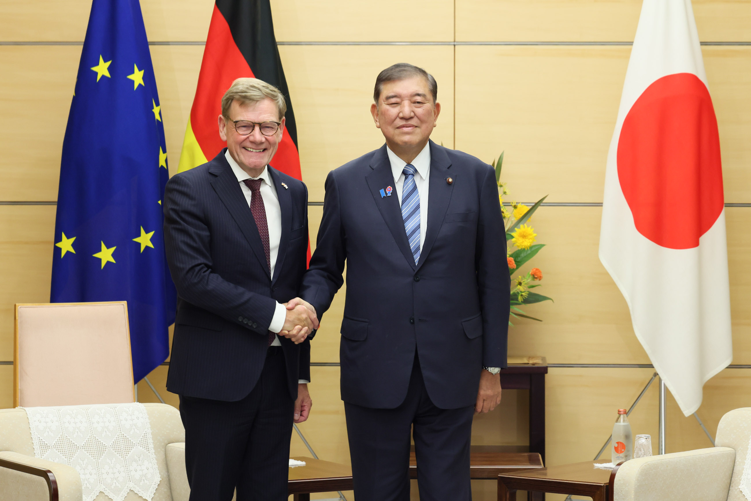 石破首相接受拜会2