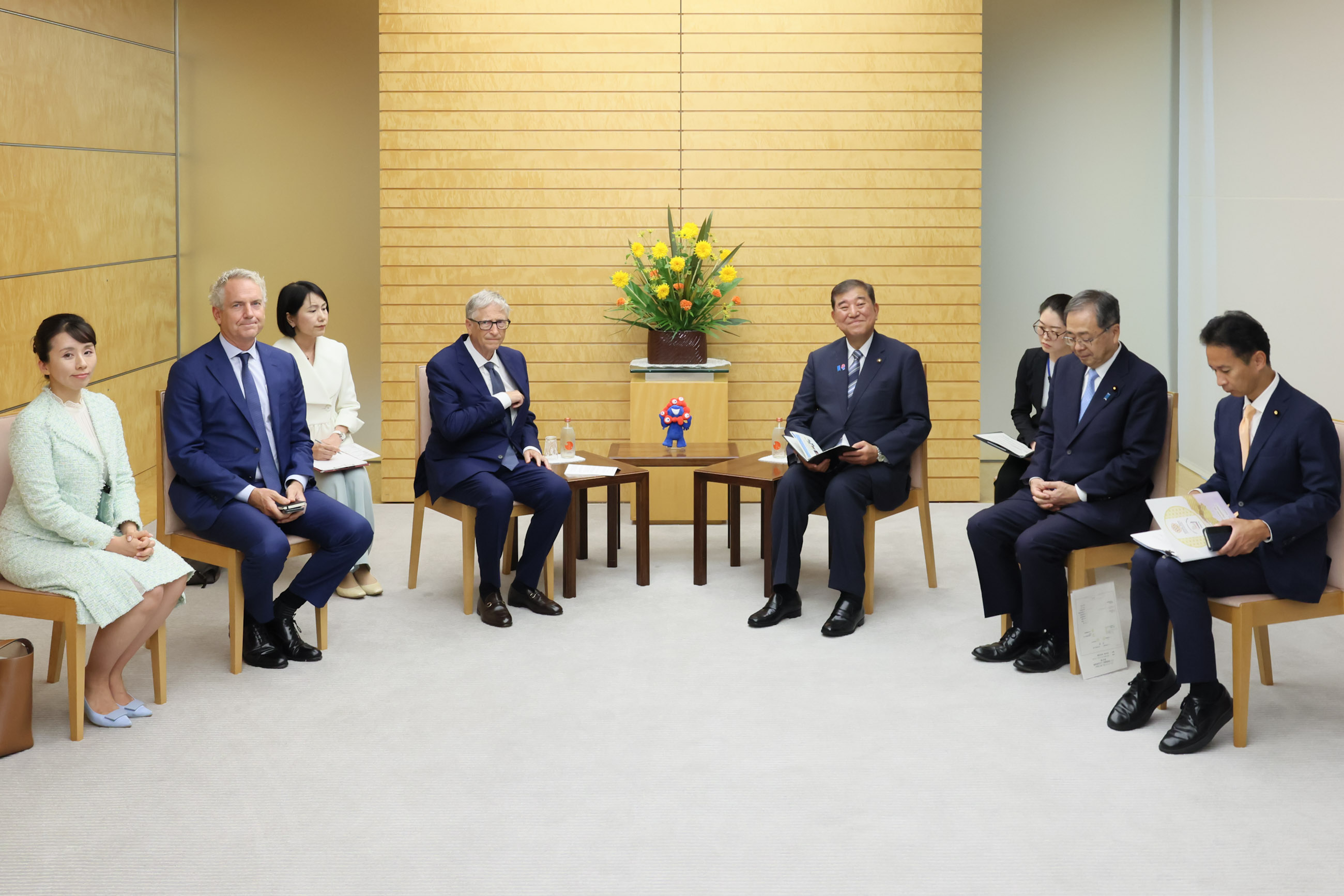 石破首相接受拜会3