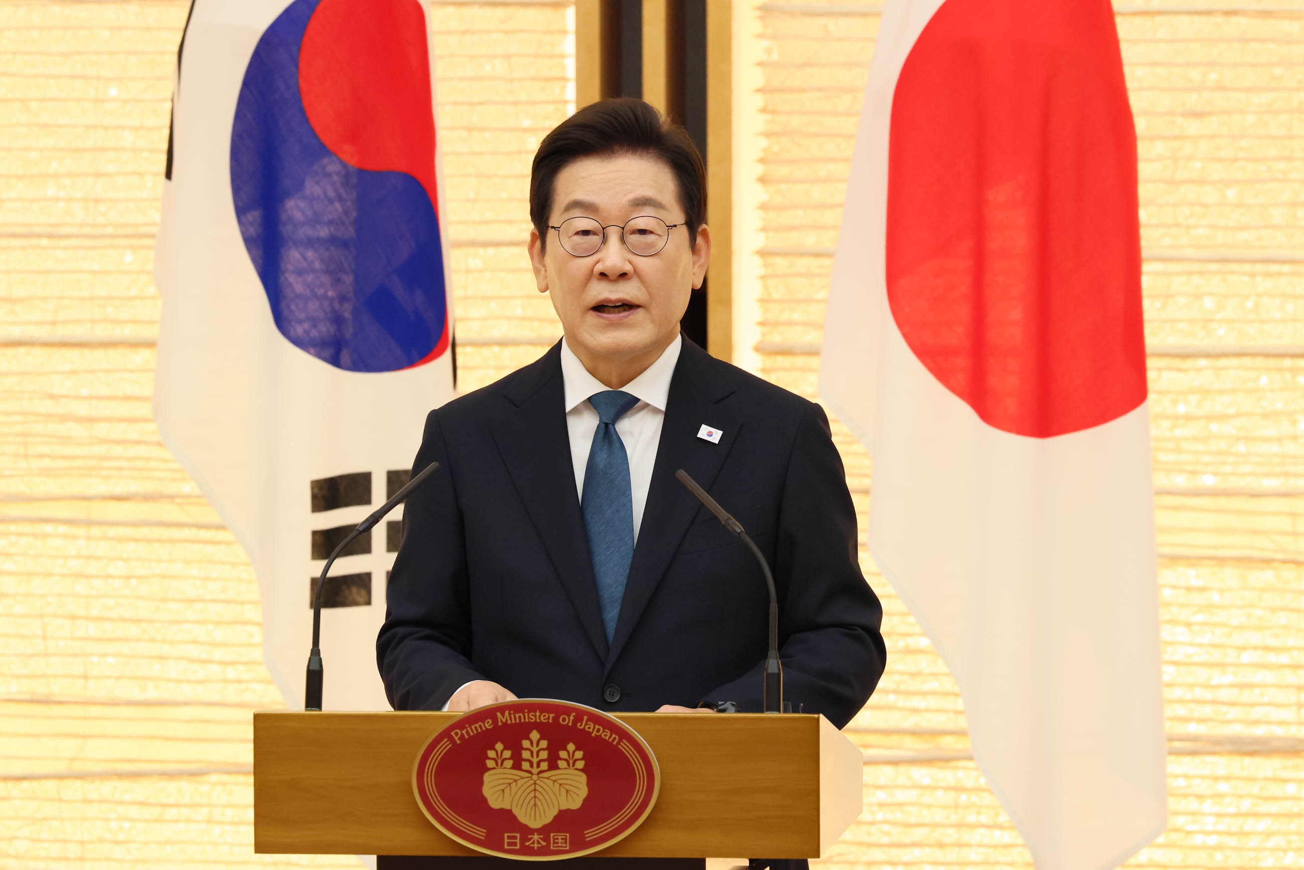 联合记者发布会4