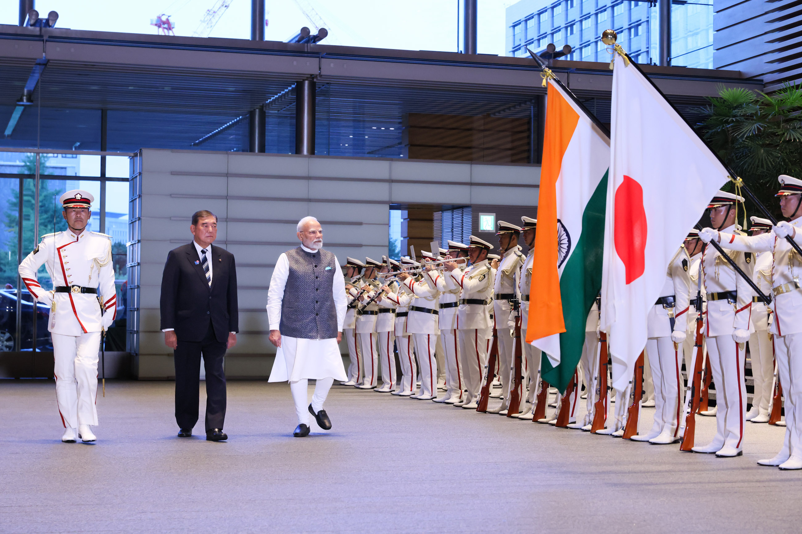 仪仗队的荣誉礼和迎宾仪式3