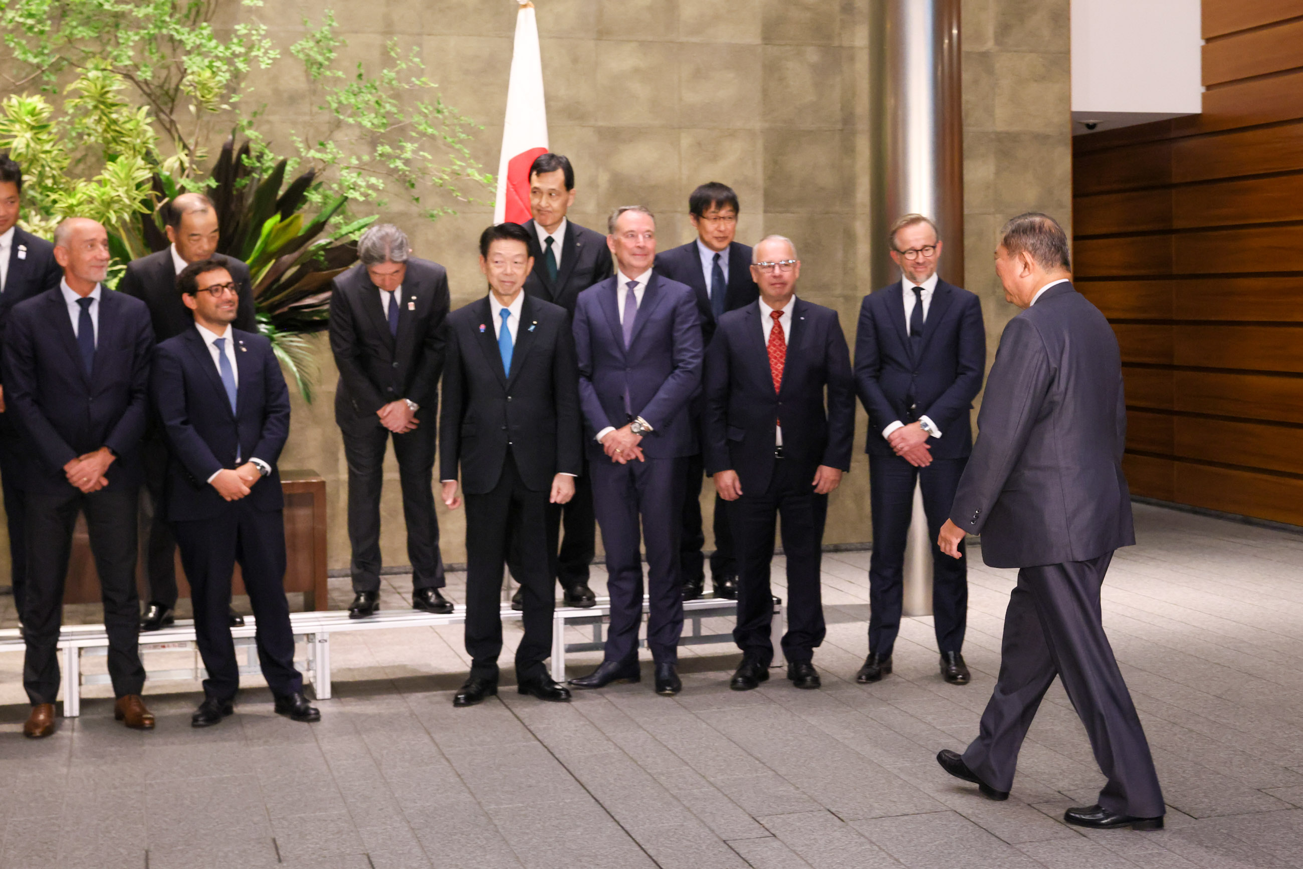 石破首相接受拜会2