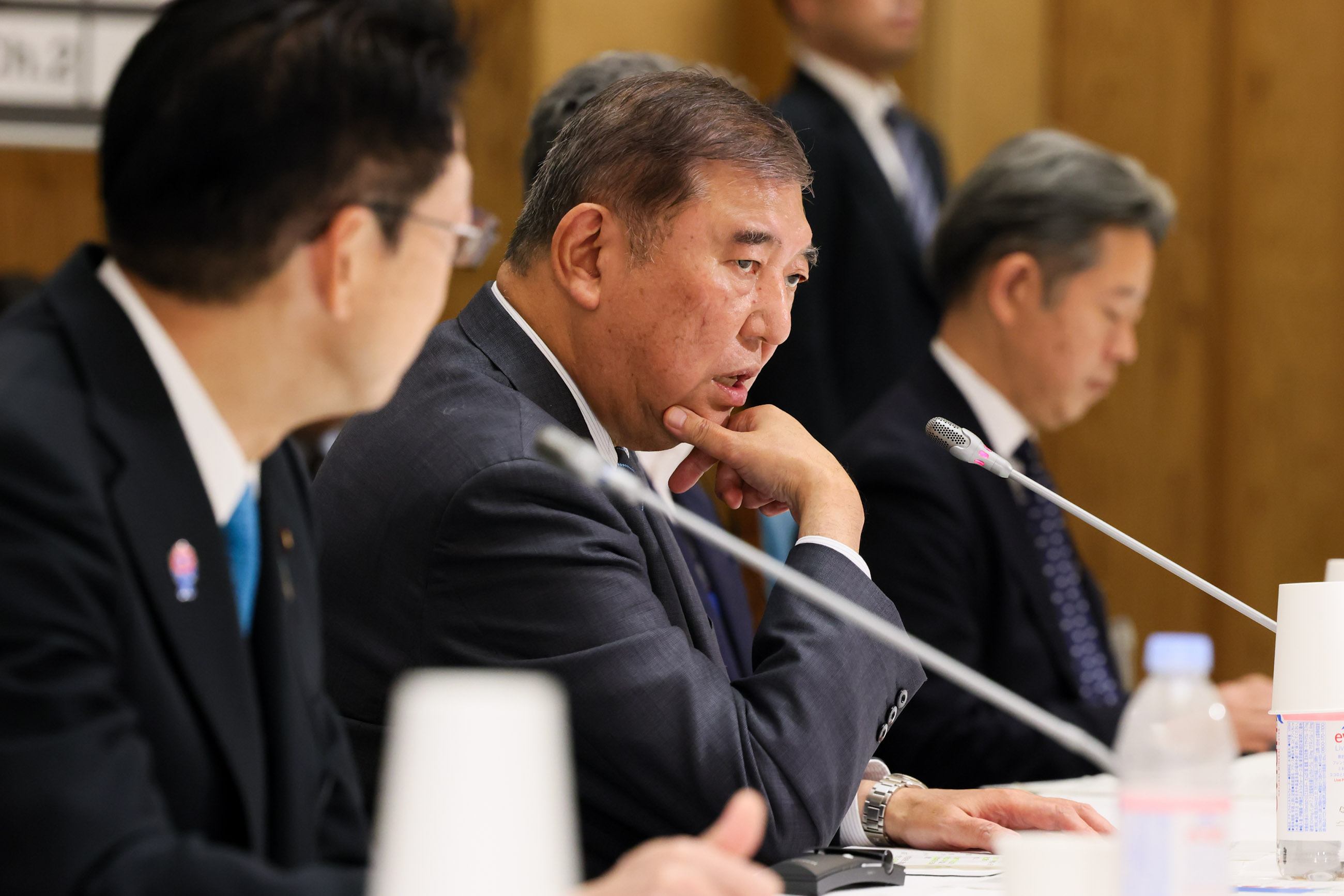 石破首相接受拜会6