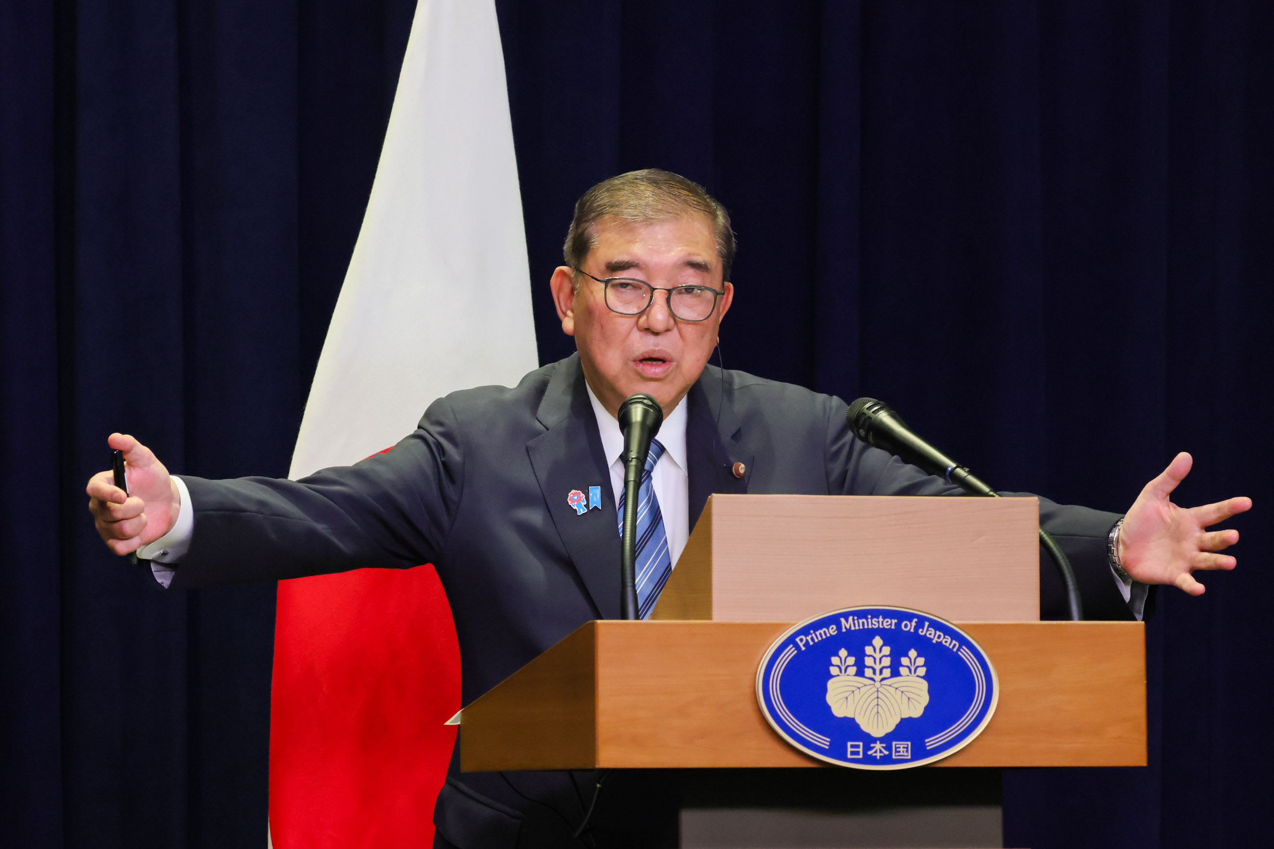 内外记者招待会6