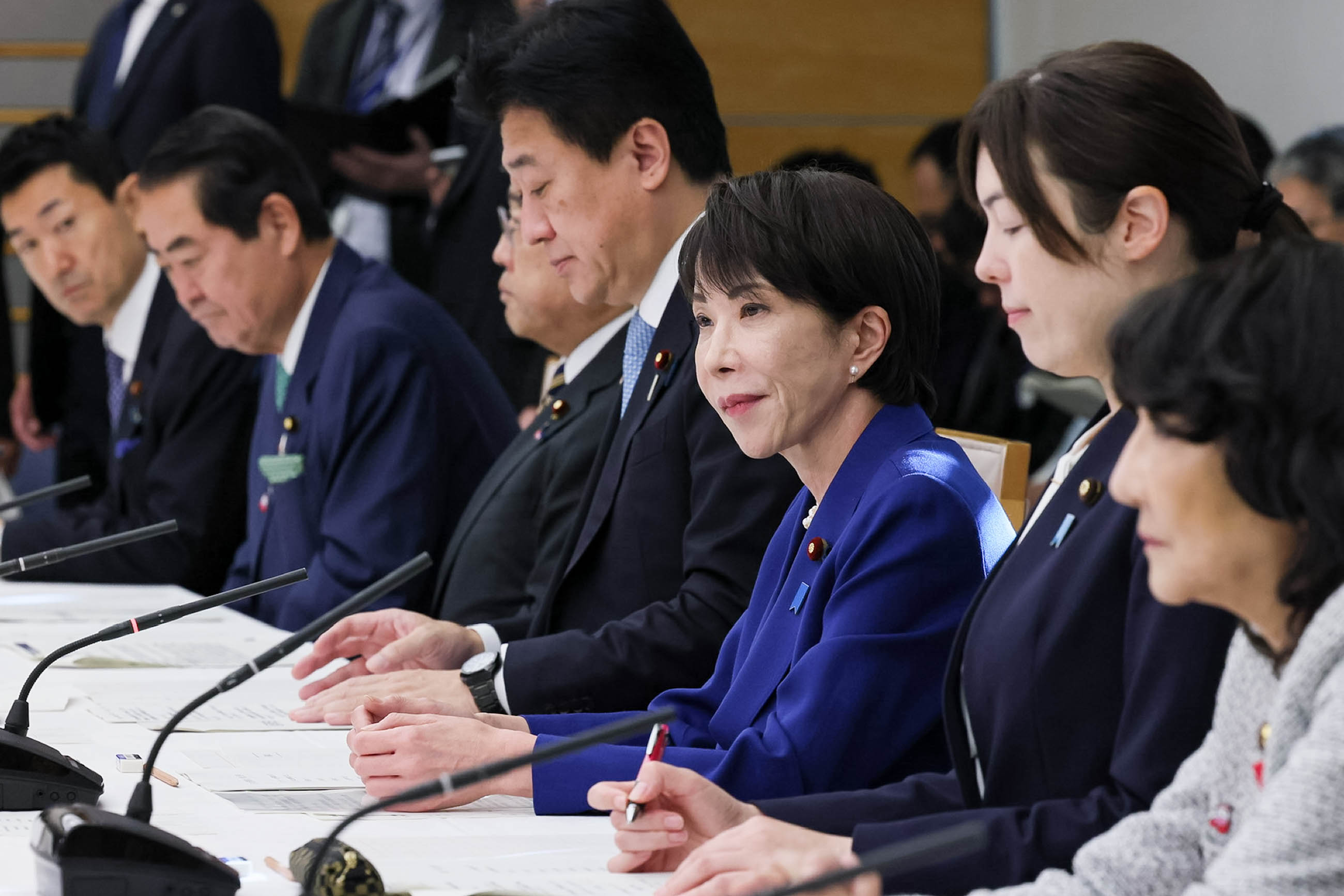 召开经济安全保障推进会议