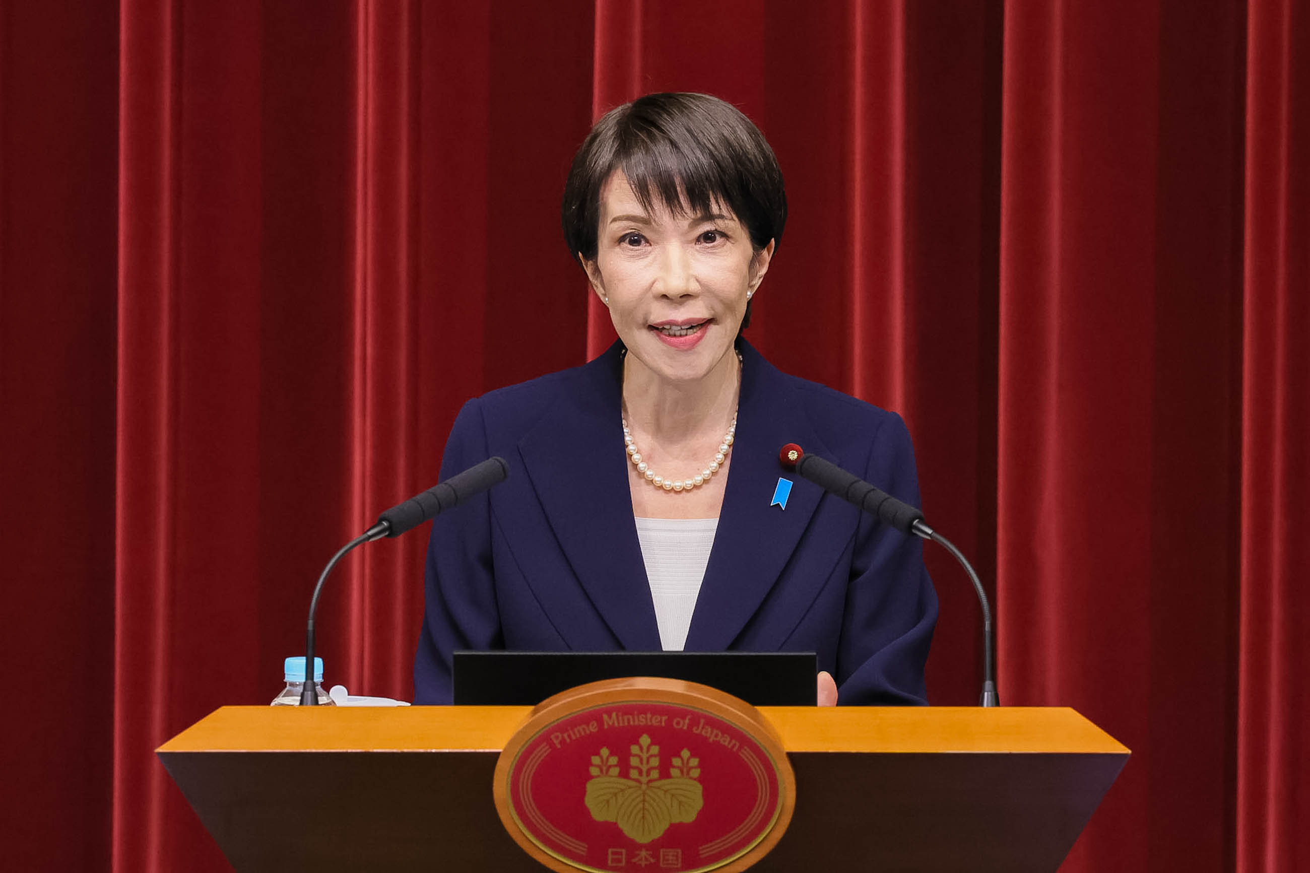 高市首相举行记者招待会4