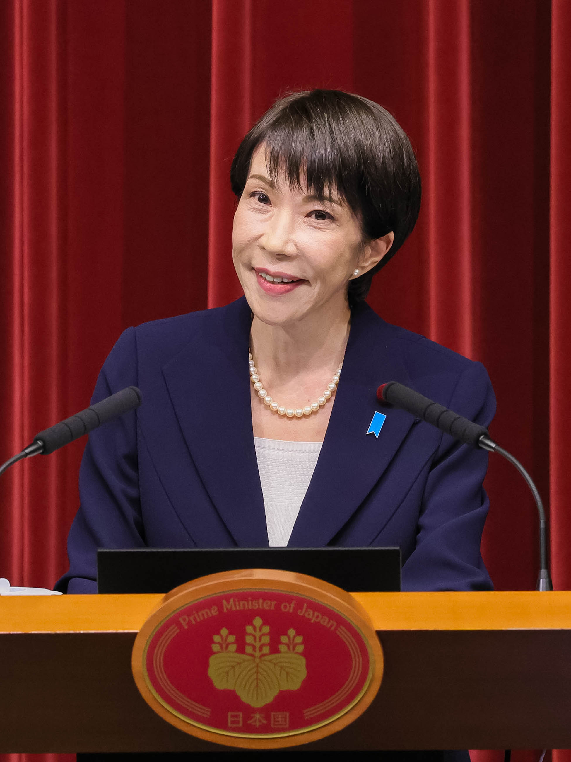 高市首相举行记者招待会6