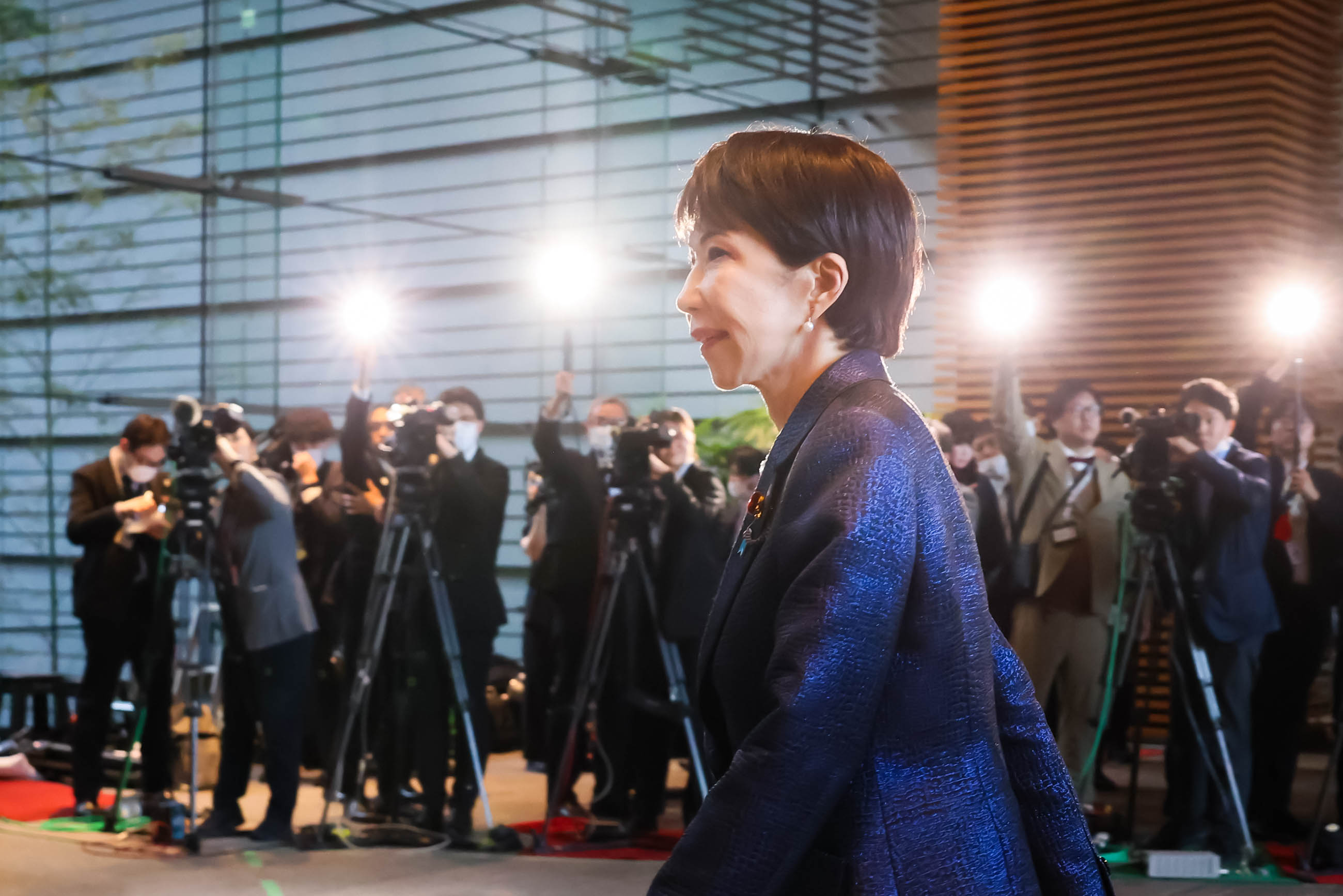 高市首相进入官邸4