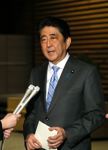 安倍总理在总理大臣官邸举行了关于结束自卫队工程部队在南苏丹的联合国维和行动（PKO）记者会。