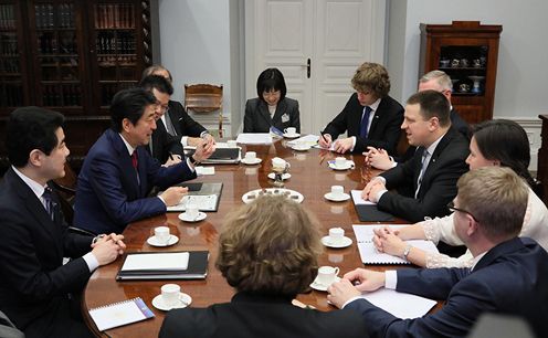 日本・爱沙尼亚首脑会谈2