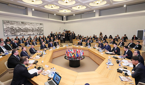 日本企业参会的扩大首脑会议2