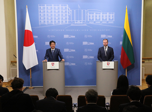 联合记者招待会2