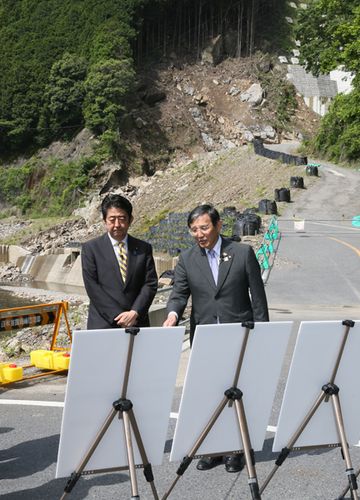 安倍总理继续访问和歌山县。