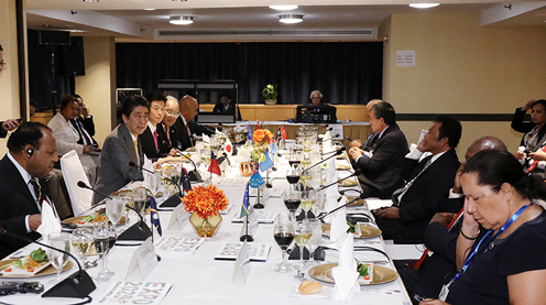 安倍总理出席第四届日本・太平洋岛屿国家首脑会议1