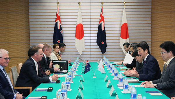 安倍总理在总理大臣官邸举行了日本・新西兰首脑会谈等。