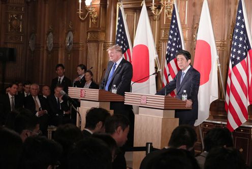 联合记者招待会3